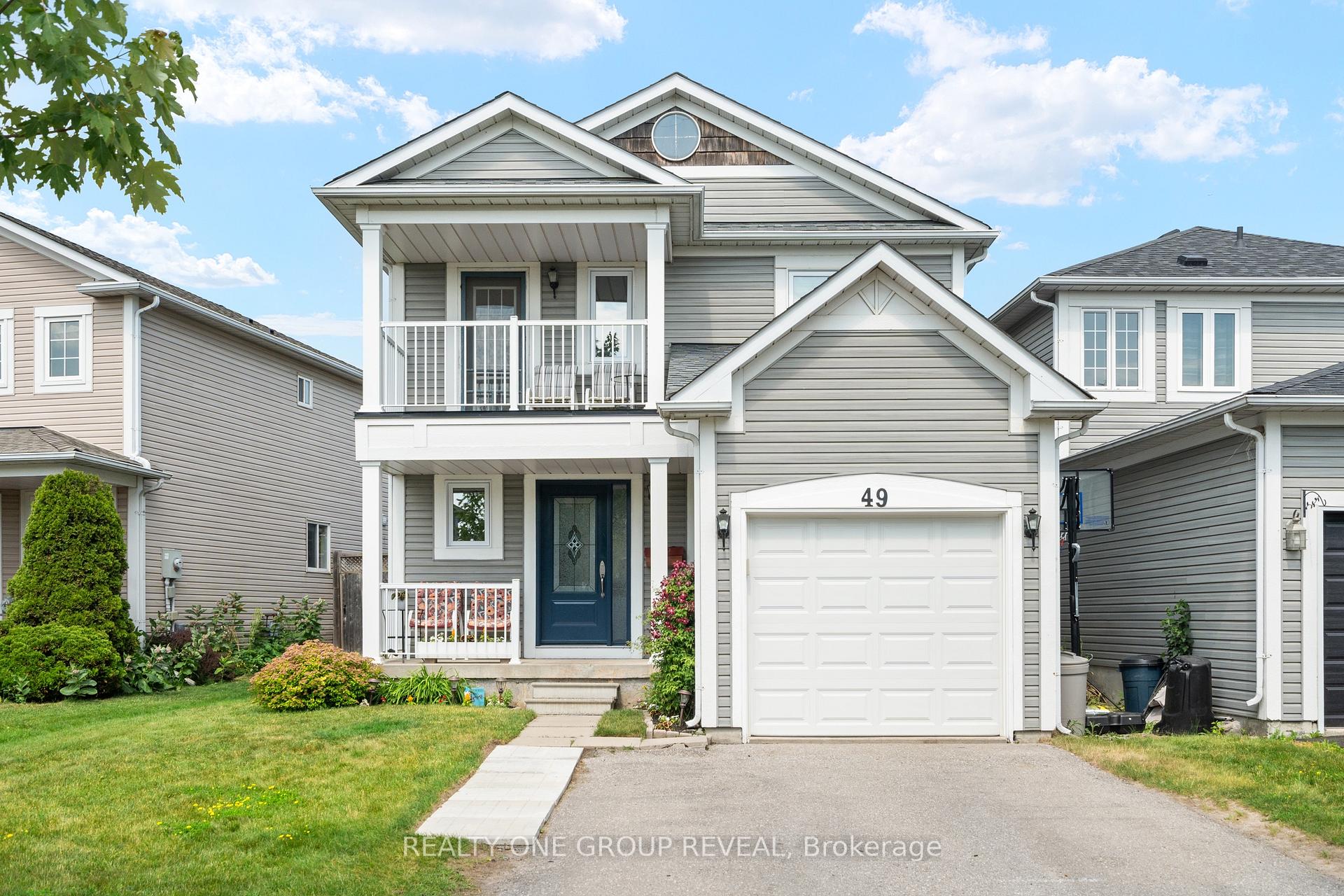 Photo 1 of 49 Hammond Street, Clarington, Bowmanville — HOMEH