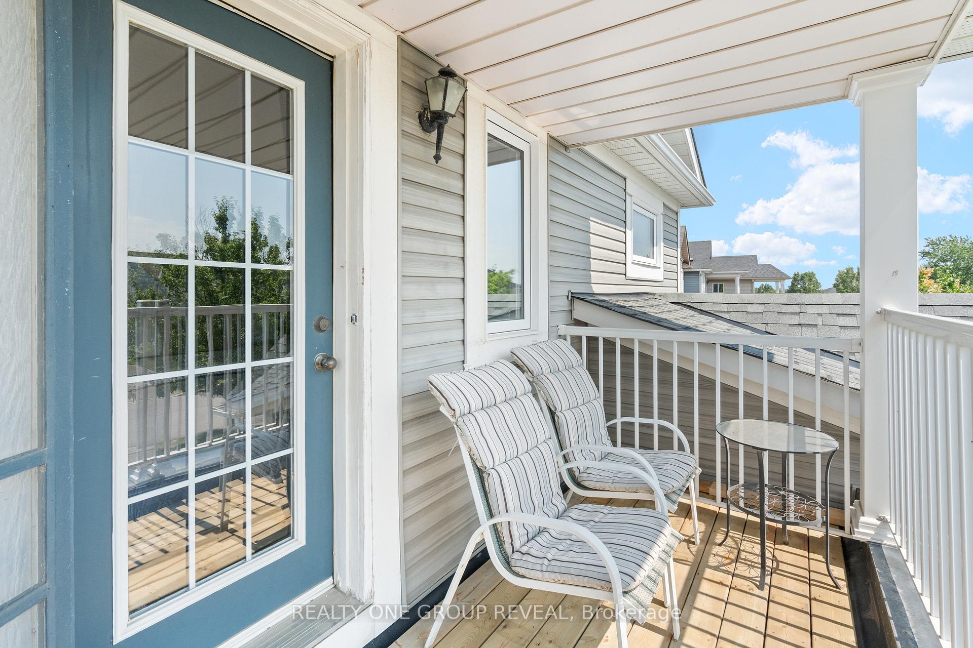 Photo 7 of 49 Hammond Street, Clarington, Bowmanville — HOMEH