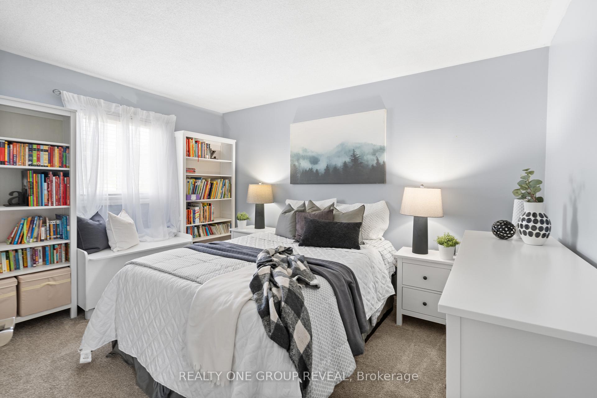 Photo 10 of 49 Hammond Street, Clarington, Bowmanville — HOMEH