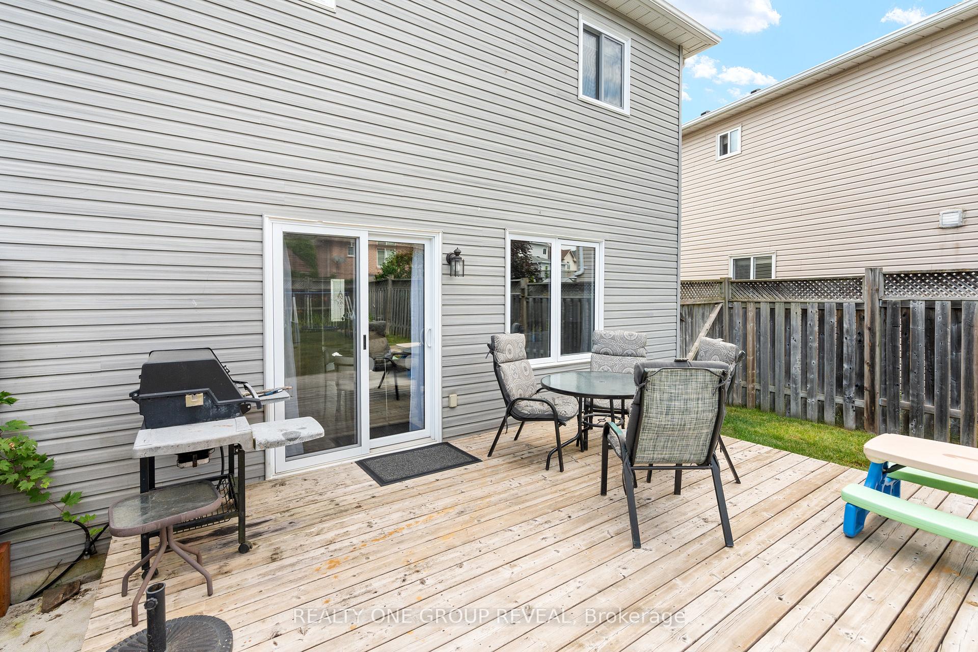 Photo 19 of 49 Hammond Street, Clarington, Bowmanville — HOMEH