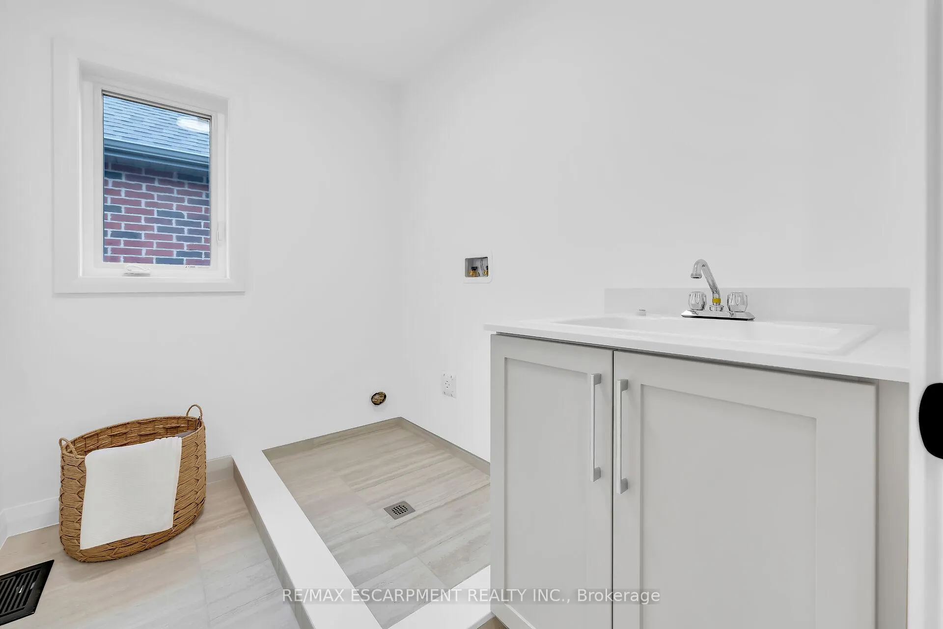 Photo 37 of 31 Kingfisher Drive, Hamilton, Jerome — HOMEH