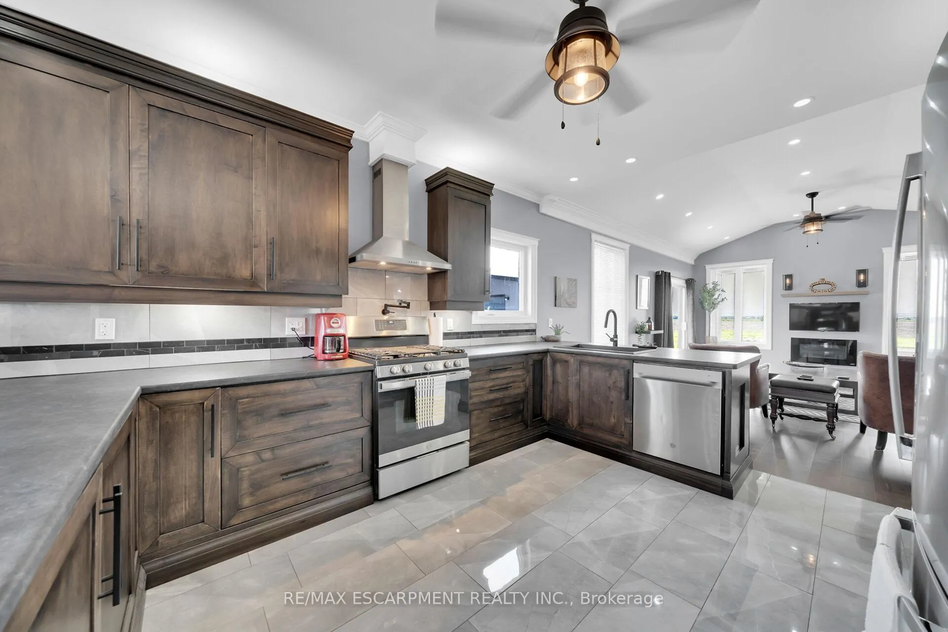 Photo 13 of 1163 Kohler Road, Haldimand — HOMEH