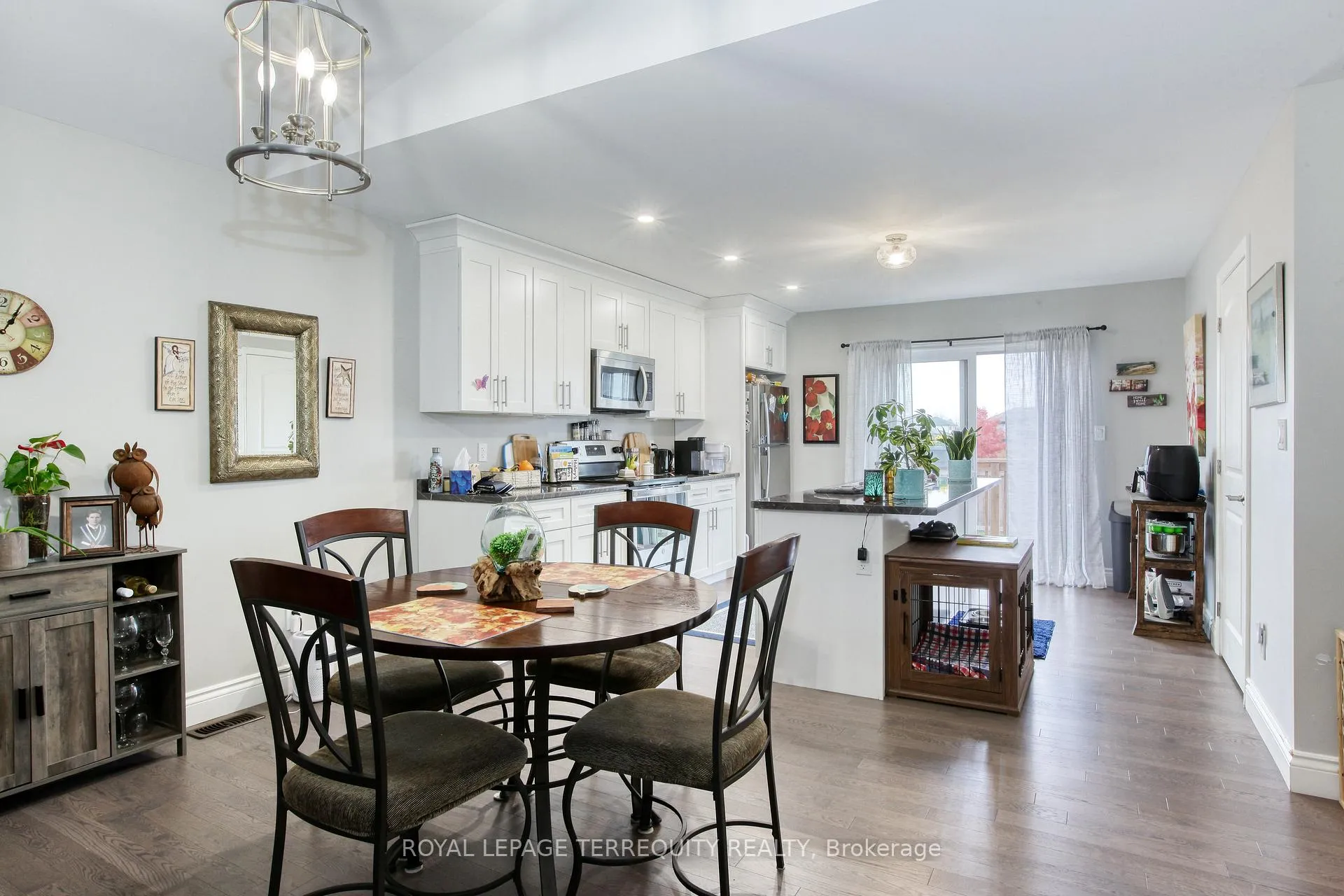 Photo 7 of 172 Lambert Street, Amherstburg — HOMEH