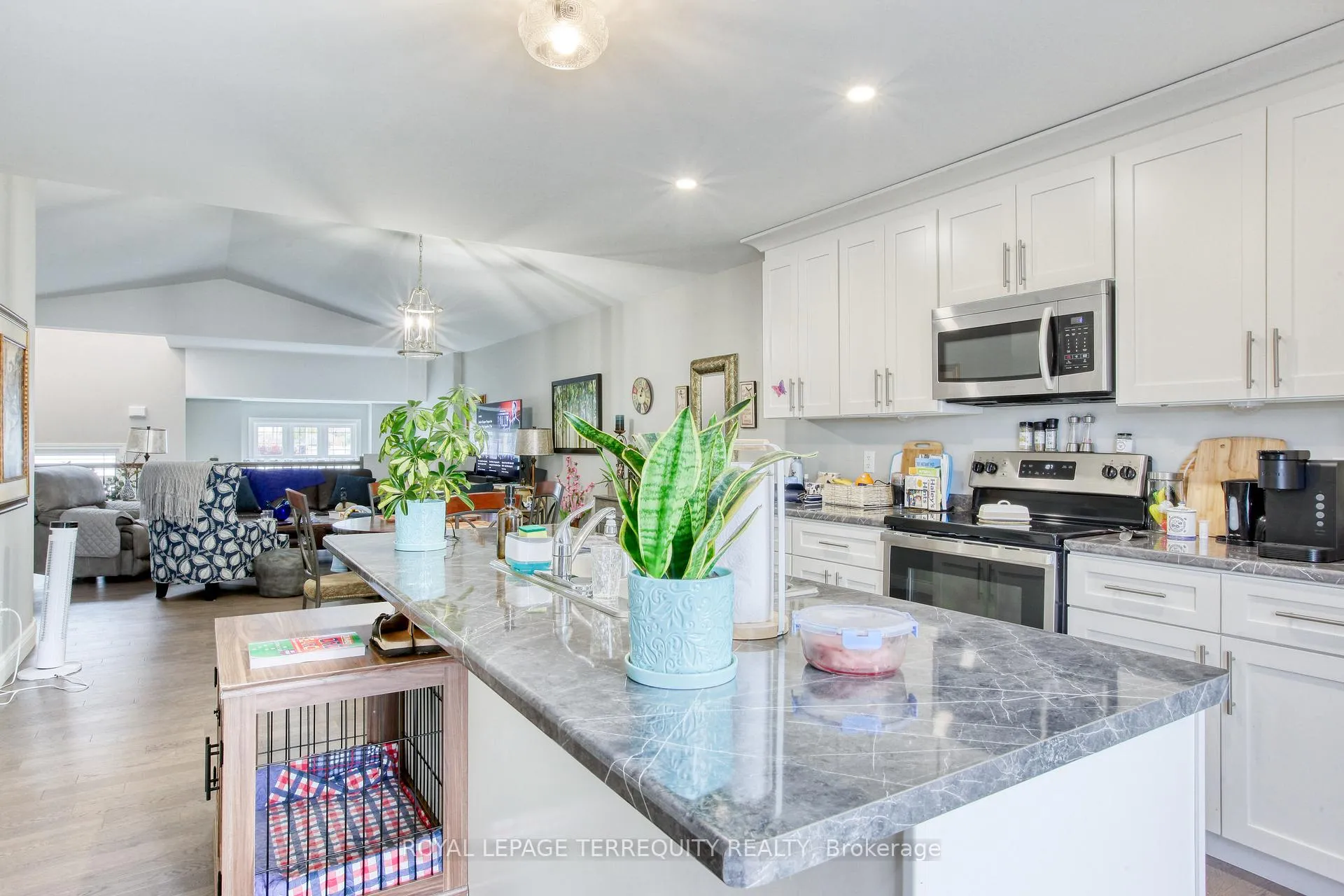 Photo 13 of 172 Lambert Street, Amherstburg — HOMEH