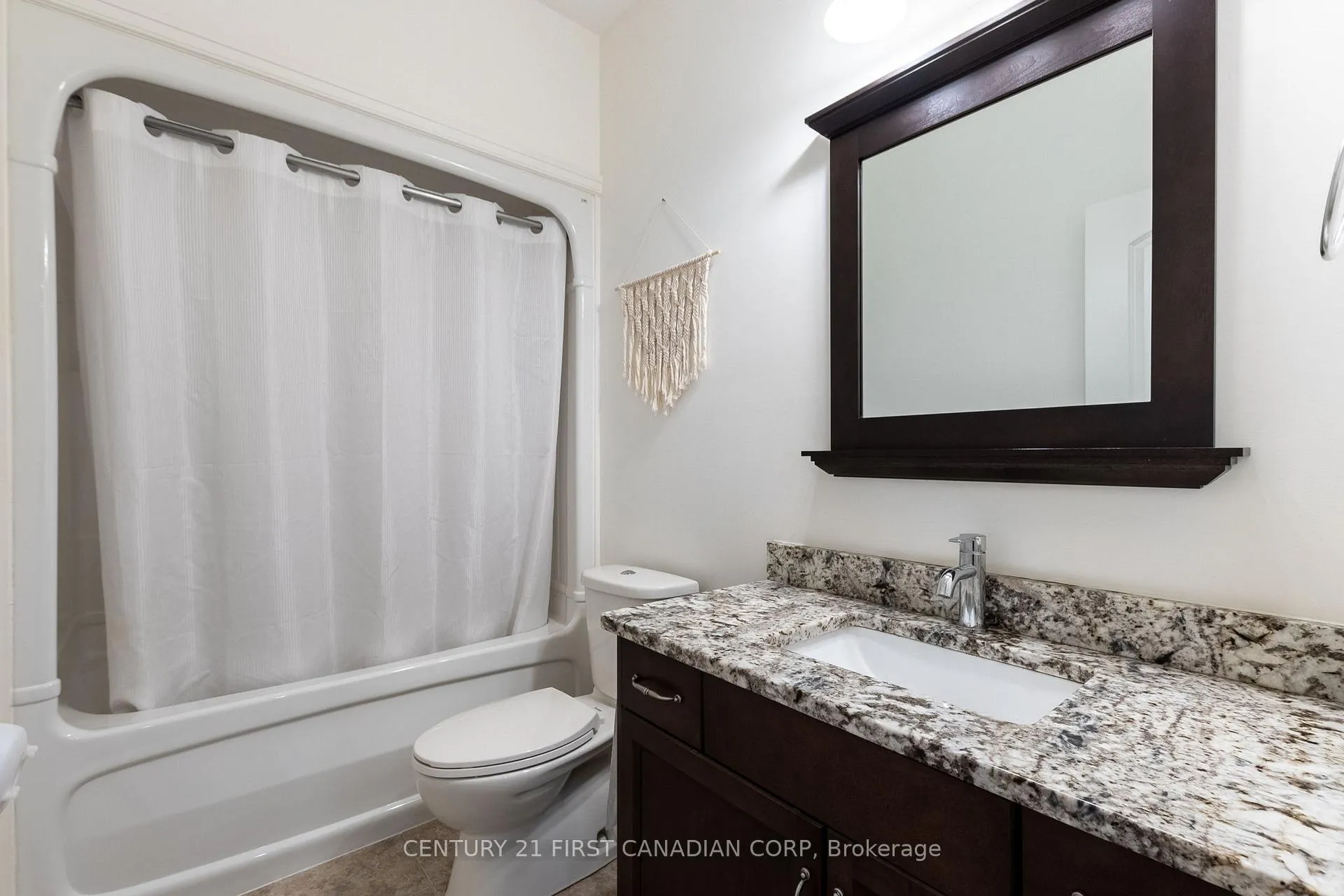 Photo 7 of 378 MacDonald Street, Strathroy-Caradoc, NE — HOMEH