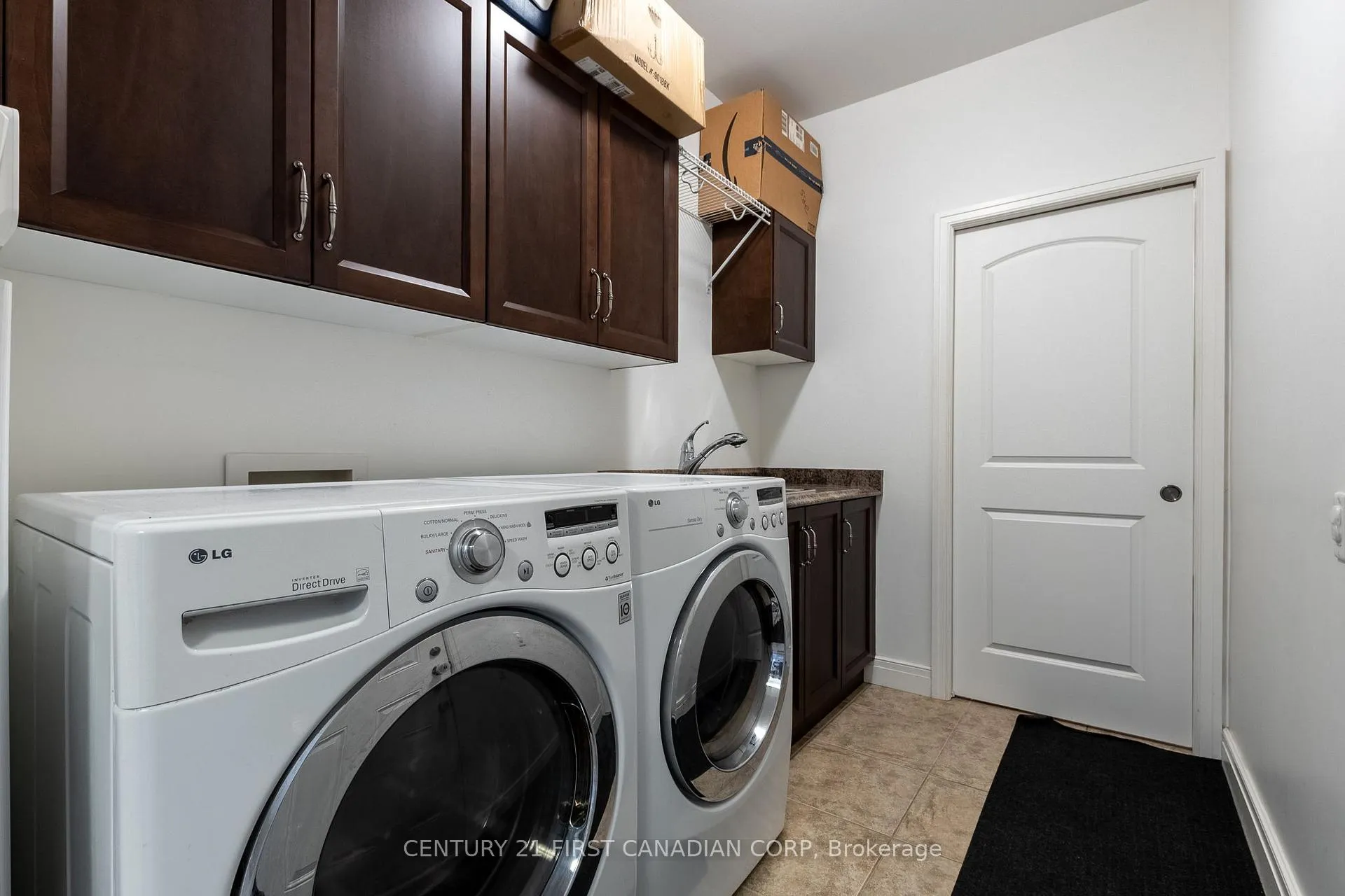 Photo 8 of 378 MacDonald Street, Strathroy-Caradoc, NE — HOMEH