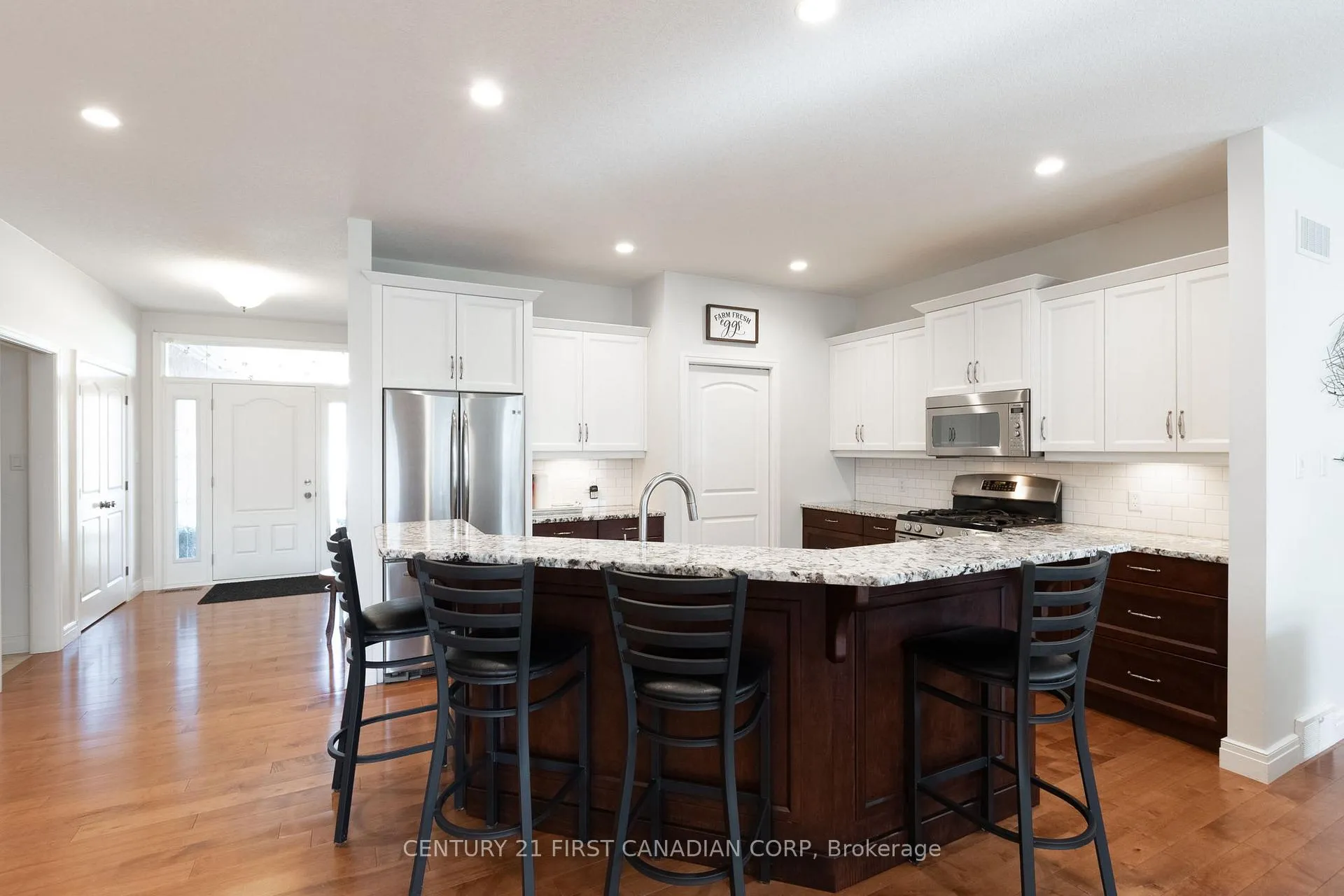 Photo 9 of 378 MacDonald Street, Strathroy-Caradoc, NE — HOMEH