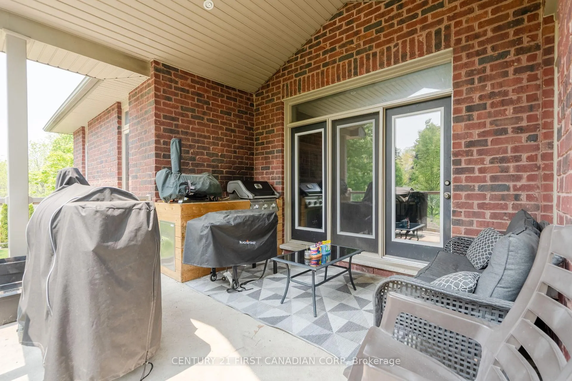 Photo 40 of 378 MacDonald Street, Strathroy-Caradoc, NE — HOMEH