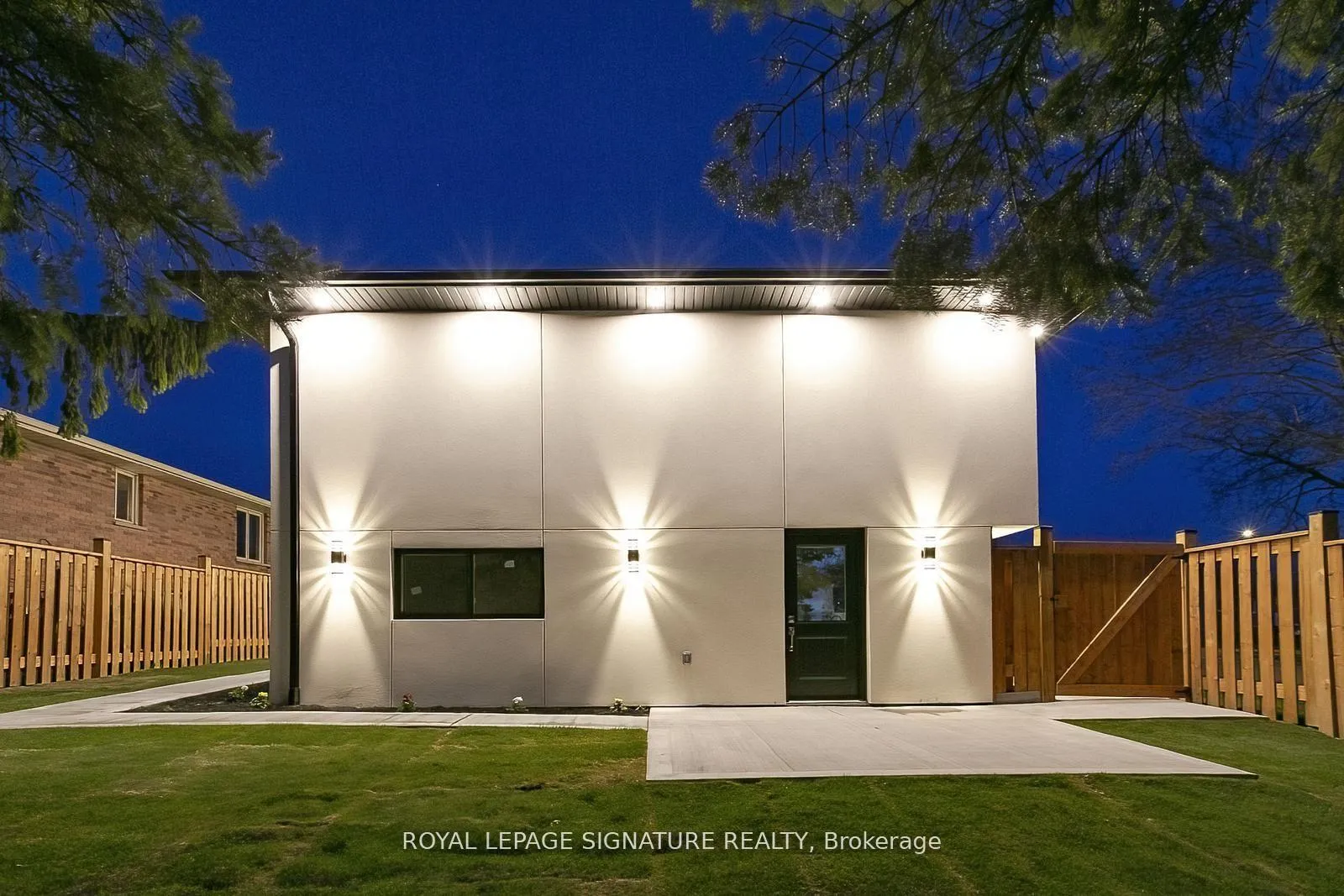 Photo 9 of 633 Green Meadow Crescent N, Waterloo, North Lakeshore — HOMEH