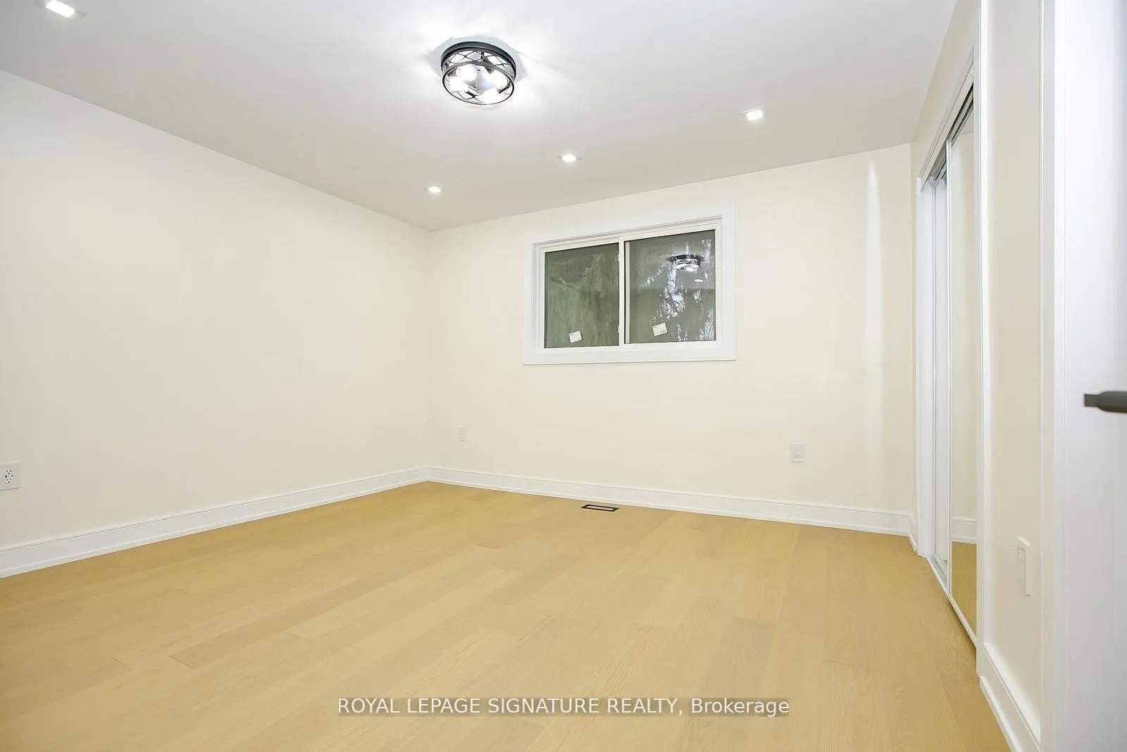 Photo 27 of 633 Green Meadow Crescent N, Waterloo, North Lakeshore — HOMEH