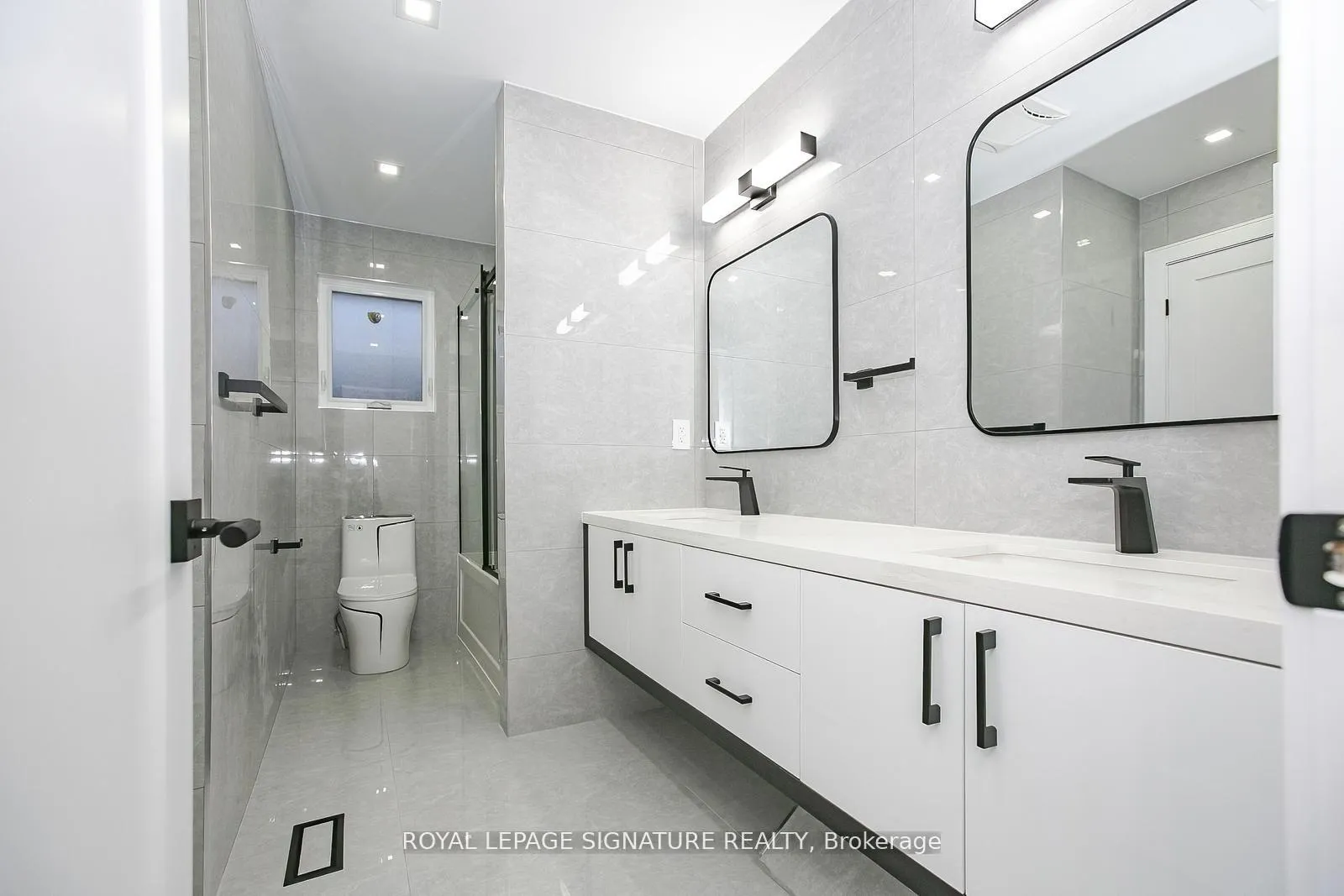 Photo 30 of 633 Green Meadow Crescent N, Waterloo, North Lakeshore — HOMEH