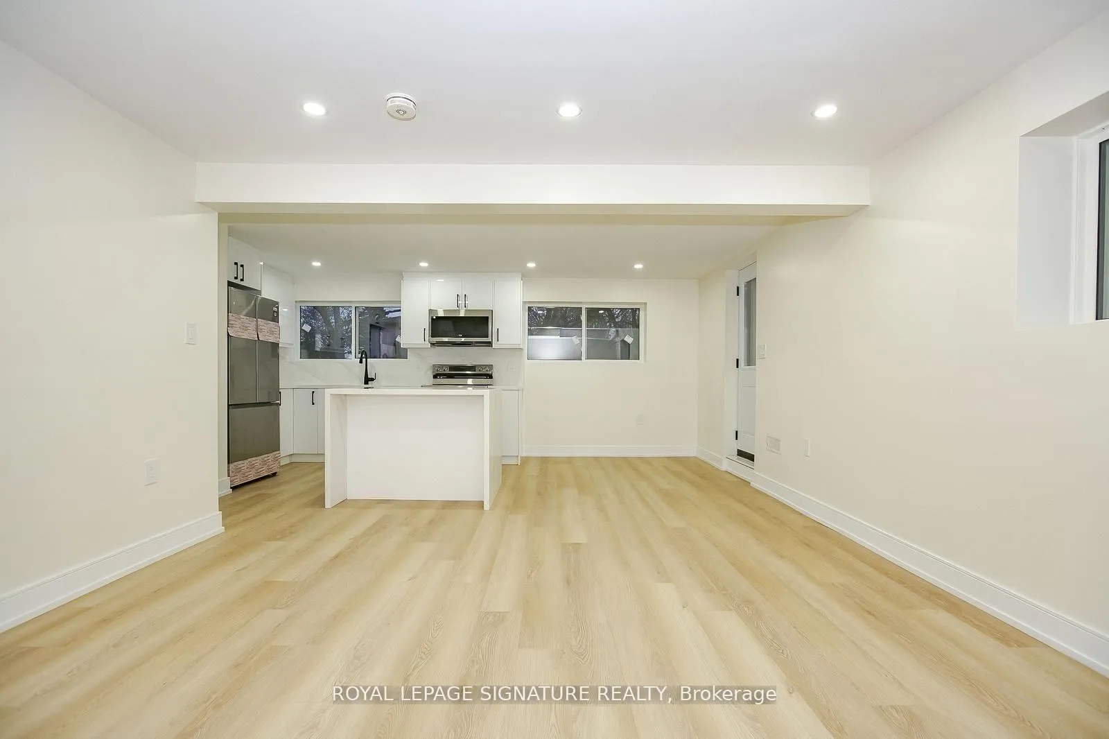 Photo 37 of 633 Green Meadow Crescent N, Waterloo, North Lakeshore — HOMEH