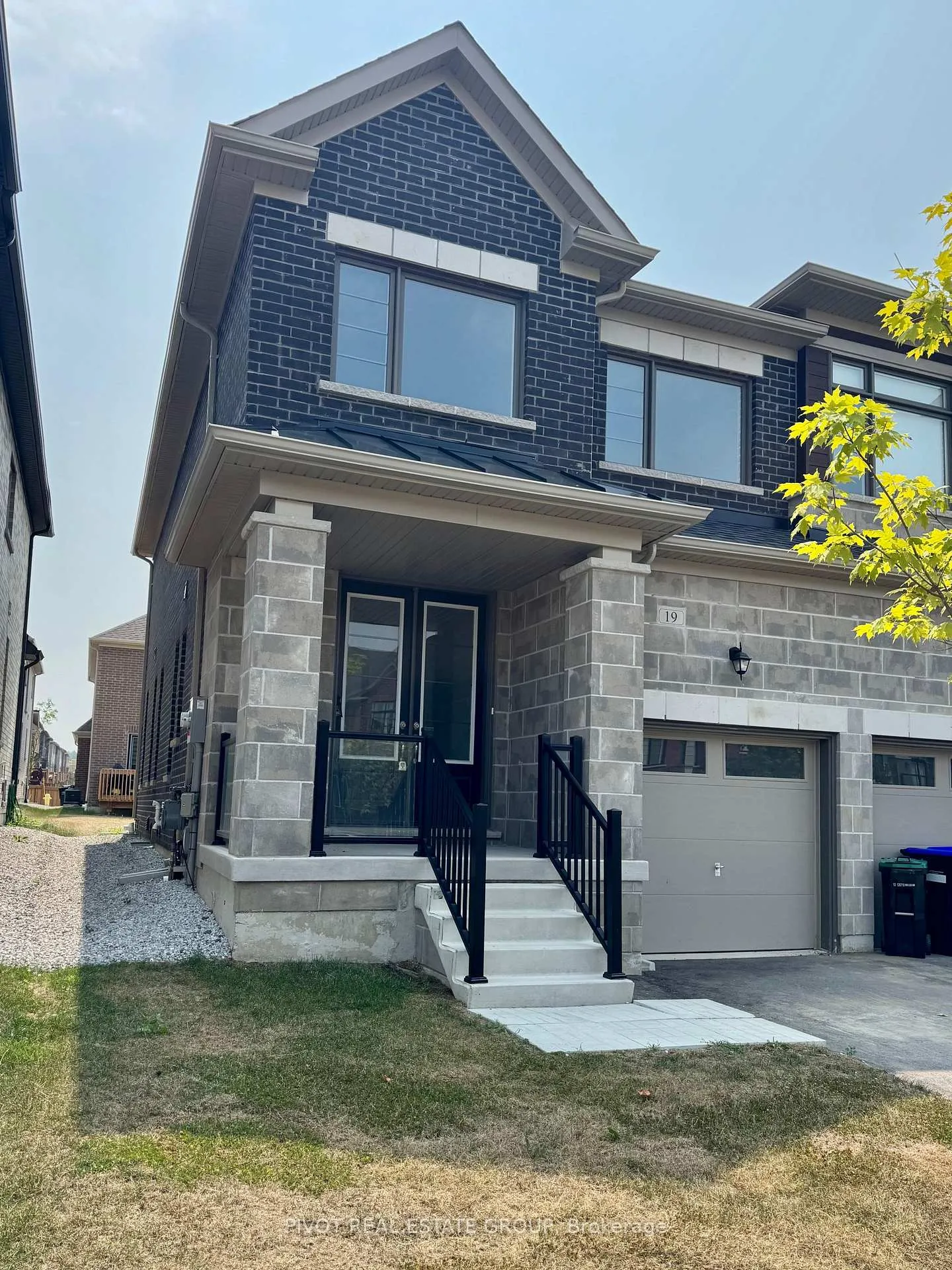 Photo 1 of 19 Daffodil Road, Springwater, Midhurst — HOMEH