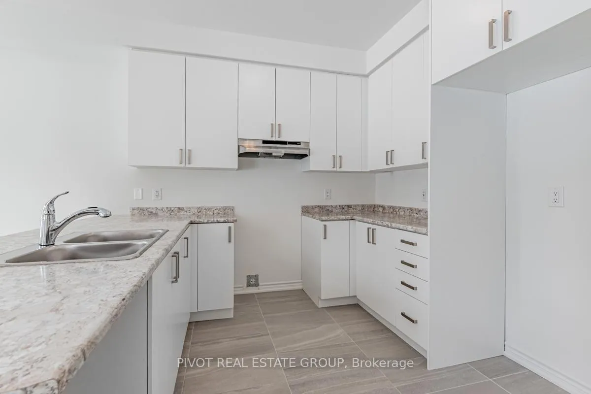 Photo 15 of 19 Daffodil Road, Springwater, Midhurst — HOMEH