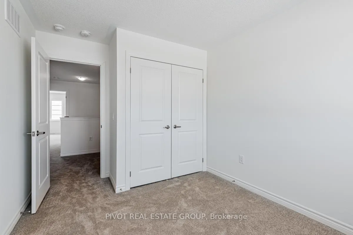 Photo 33 of 19 Daffodil Road, Springwater, Midhurst — HOMEH