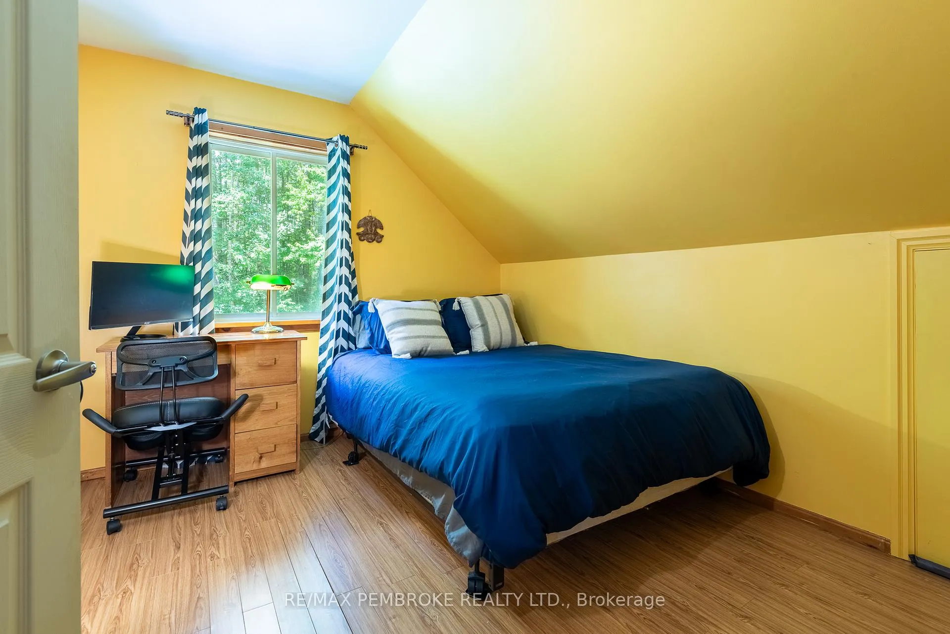 Photo 29 of 78 Achray Road, Petawawa — HOMEH