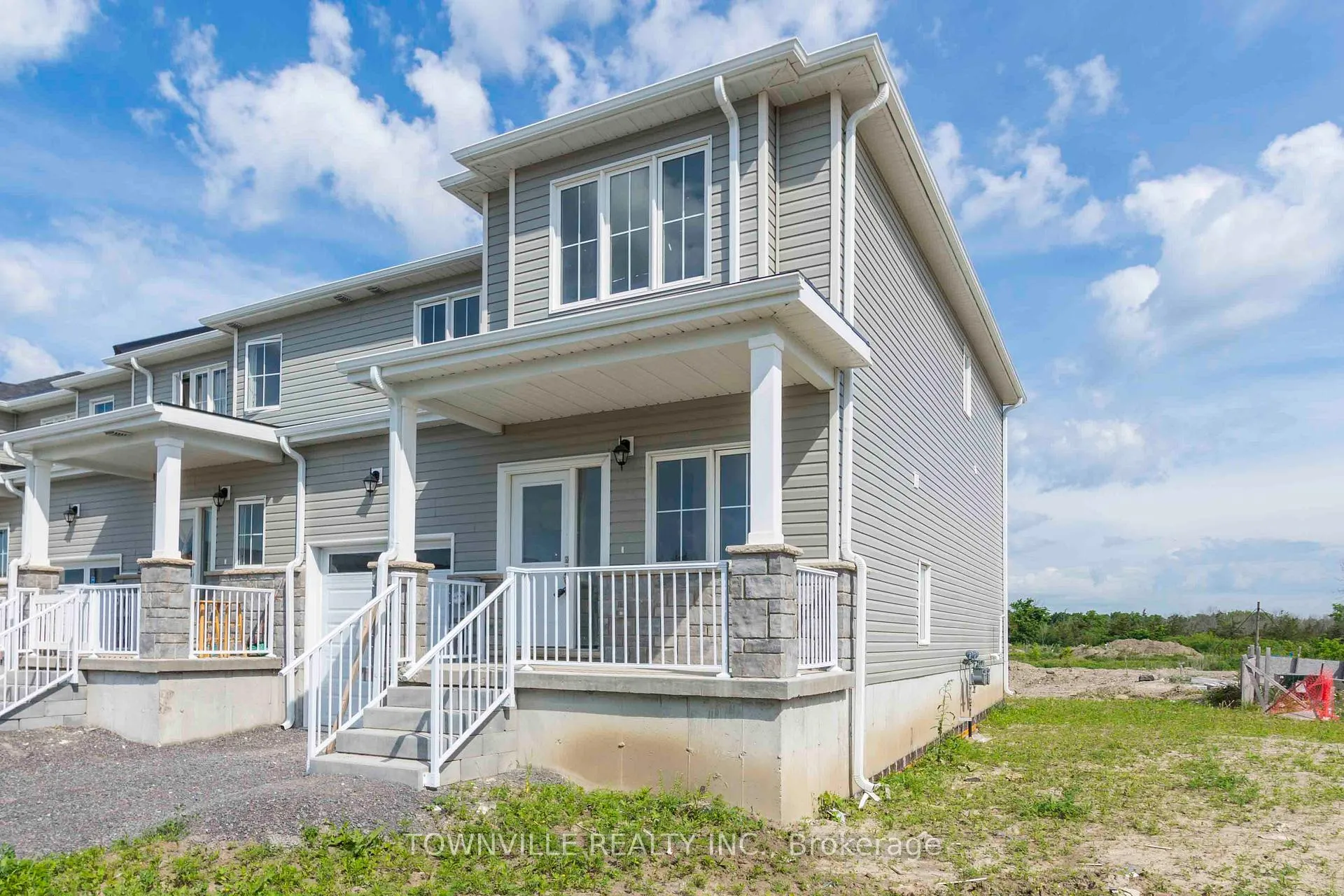 Photo 1 of 19 Glacier Crescent, Belleville, Belleville Ward — HOMEH