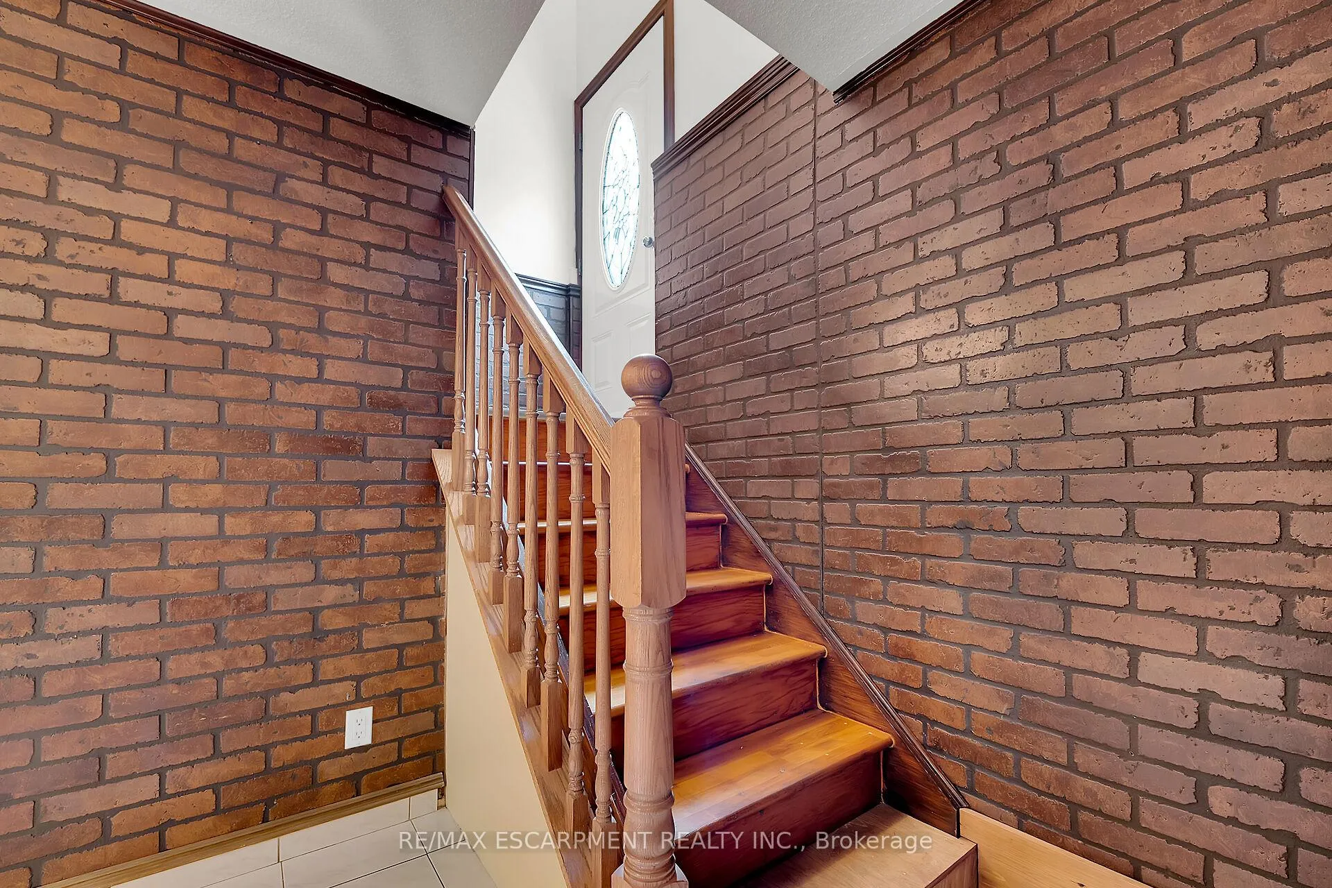 Photo 22 of 231 Green Road, Hamilton, Stoney Creek — HOMEH