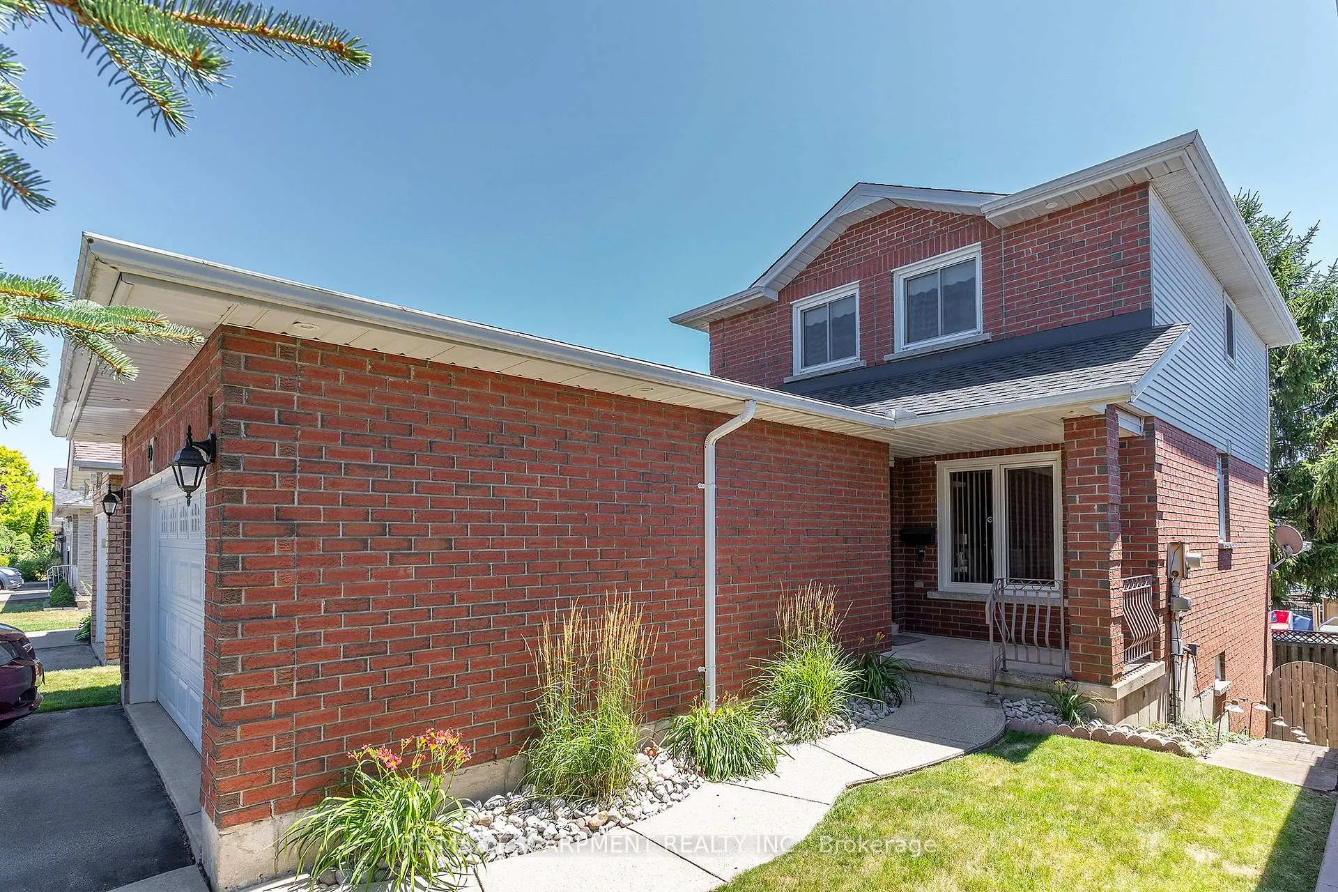 Photo 2 of 50 Ossington Drive, Hamilton, Broughton — HOMEH