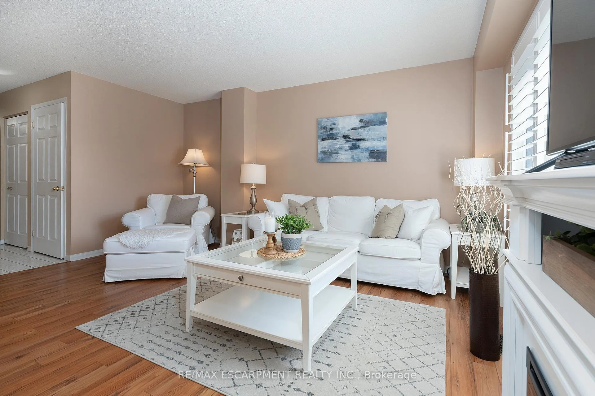 Photo 8 of 50 Ossington Drive, Hamilton, Broughton — HOMEH