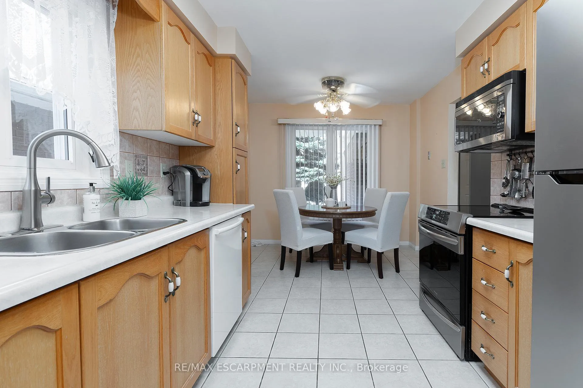 Photo 11 of 50 Ossington Drive, Hamilton, Broughton — HOMEH
