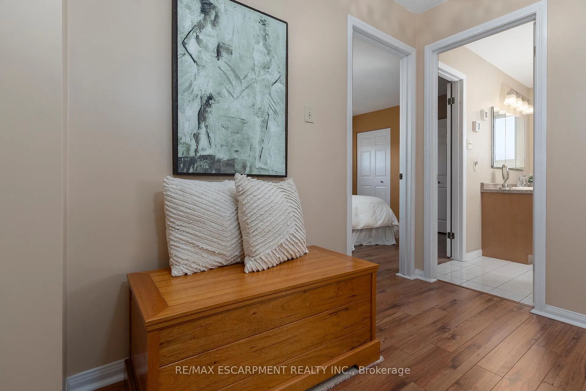 Photo 14 of 50 Ossington Drive, Hamilton, Broughton — HOMEH