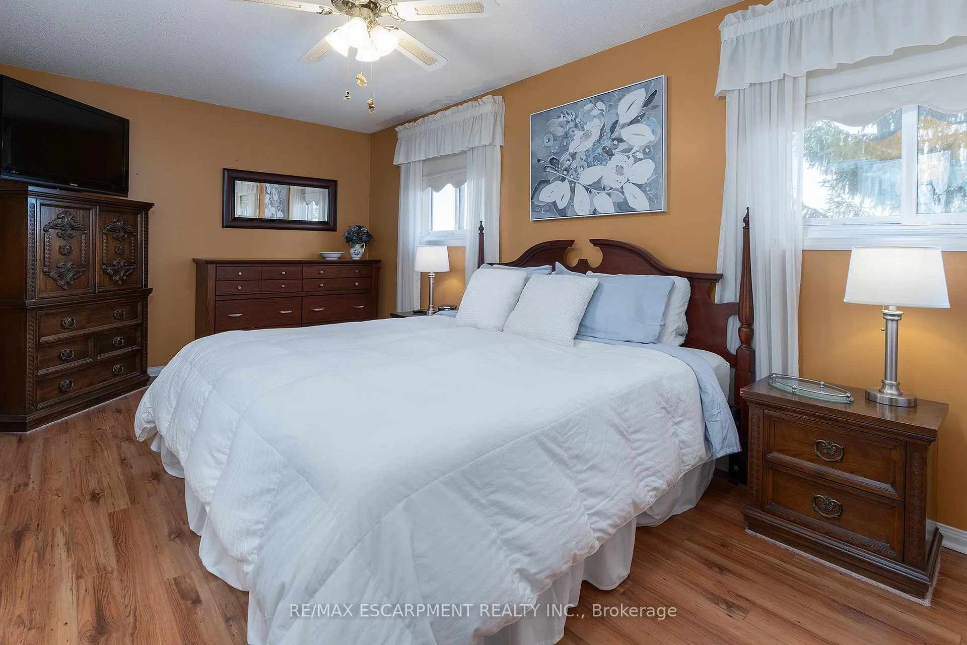 Photo 16 of 50 Ossington Drive, Hamilton, Broughton — HOMEH