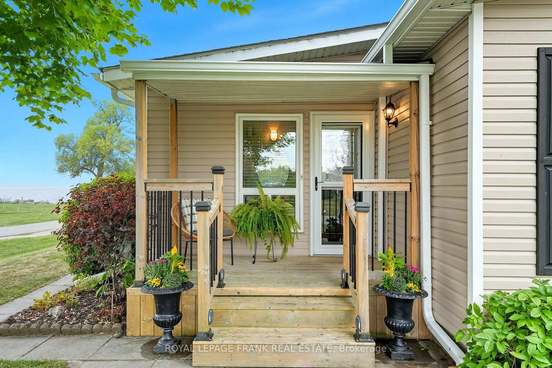 Photo 6 of 3 Wheelhouse Drive, Clarington, Newcastle — HOMEH