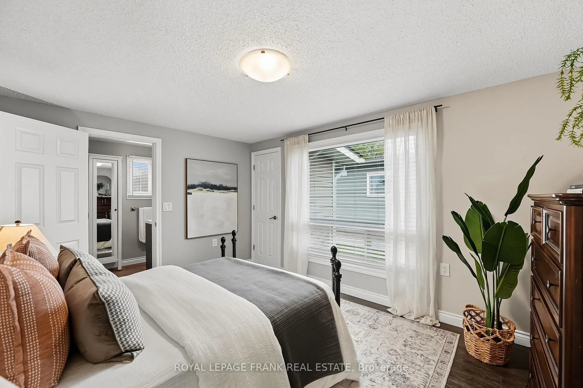 Photo 19 of 3 Wheelhouse Drive, Clarington, Newcastle — HOMEH