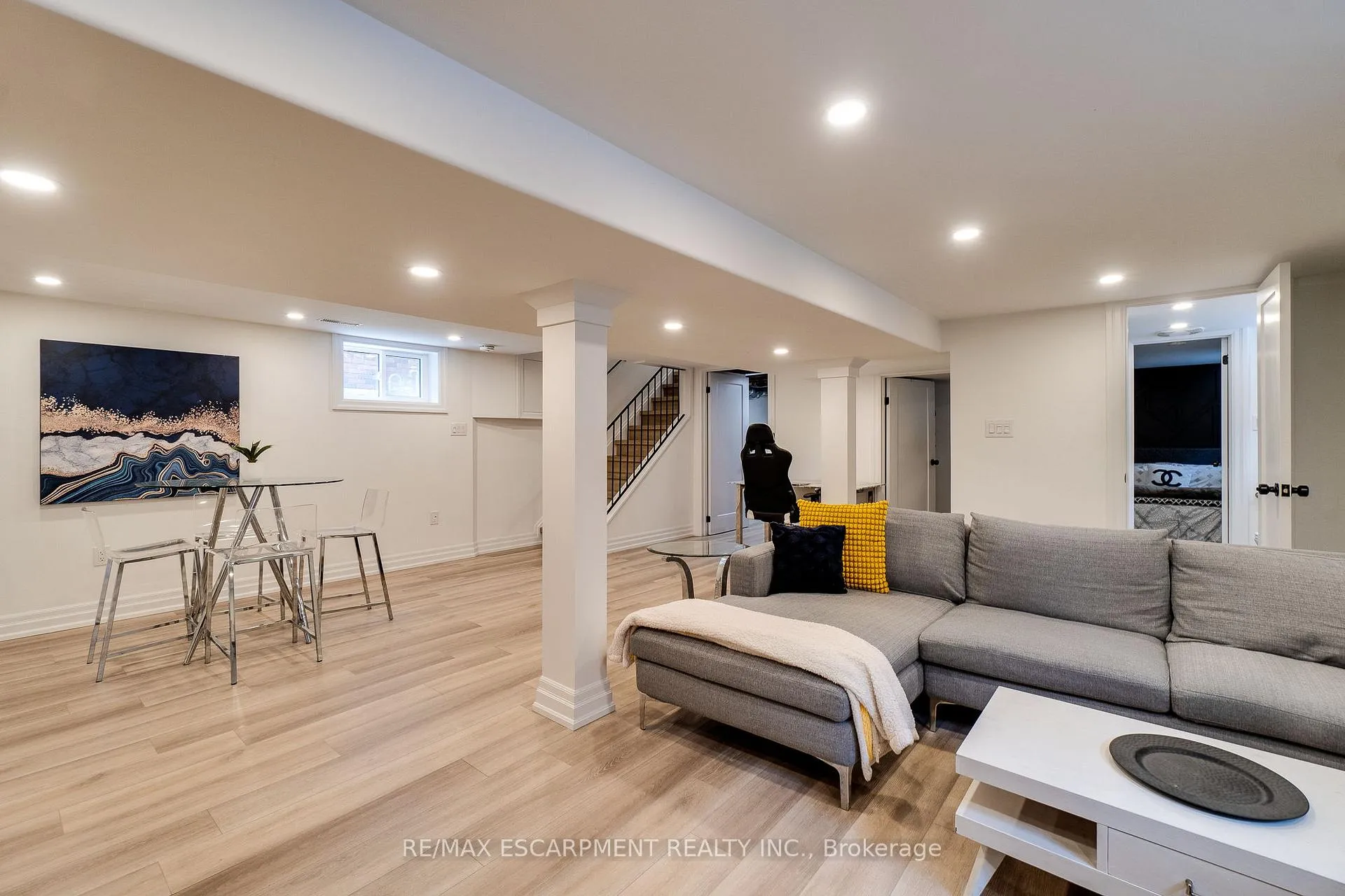 Photo 36 of 56 Highcliffe Avenue, Hamilton, Centremount — HOMEH