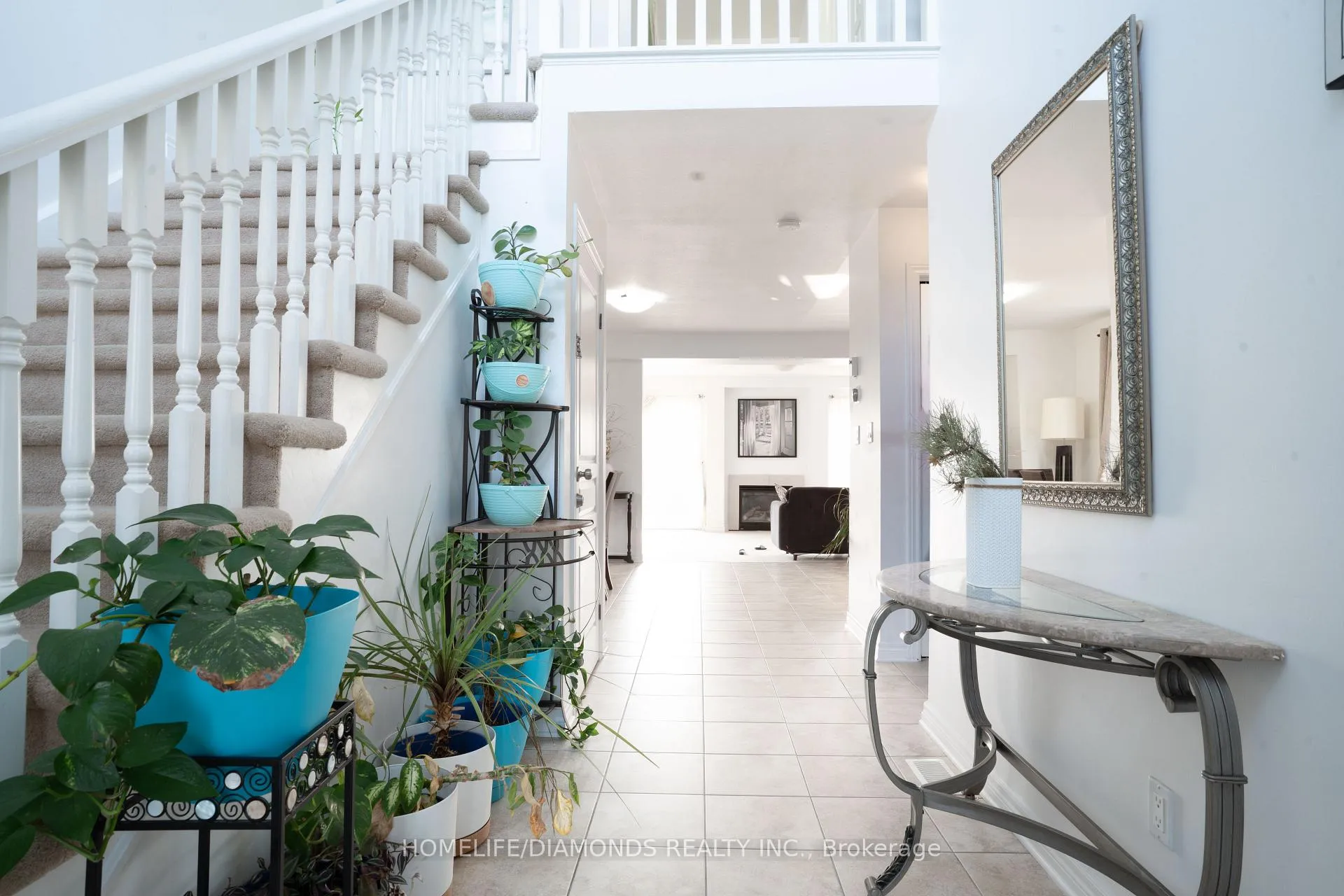 Photo 4 of 6857 Ailanthus Avenue, Niagara Falls, Arad/Fallsview — HOMEH