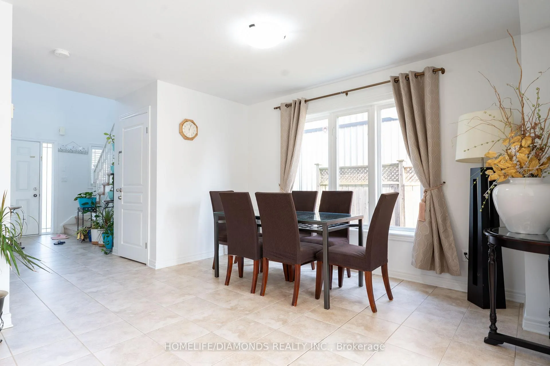 Photo 8 of 6857 Ailanthus Avenue, Niagara Falls, Arad/Fallsview — HOMEH