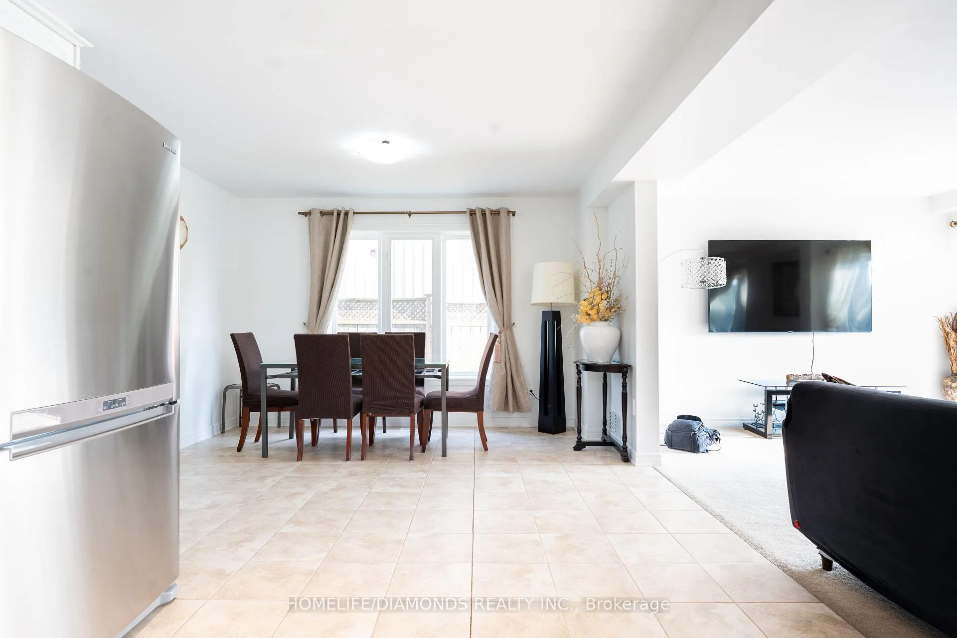 Photo 11 of 6857 Ailanthus Avenue, Niagara Falls, Arad/Fallsview — HOMEH