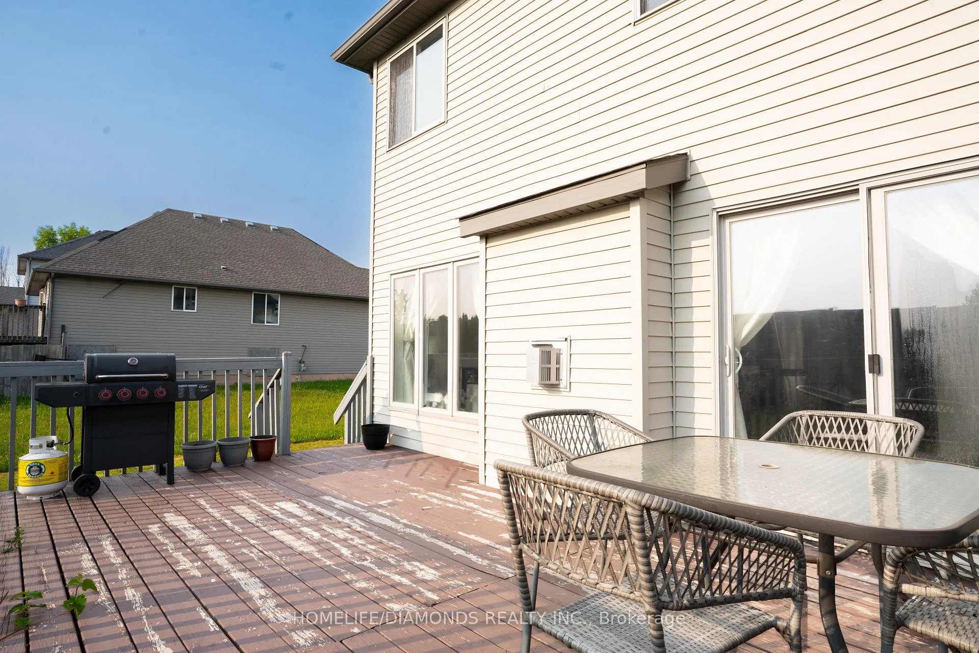 Photo 39 of 6857 Ailanthus Avenue, Niagara Falls, Arad/Fallsview — HOMEH