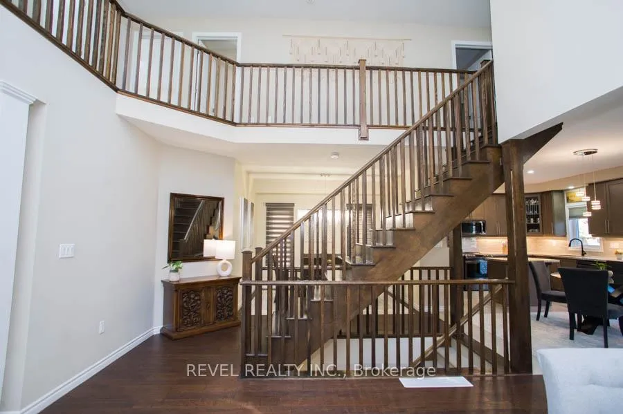 Photo 8 of 28 Vic Chambers Place, Brant, Paris — HOMEH