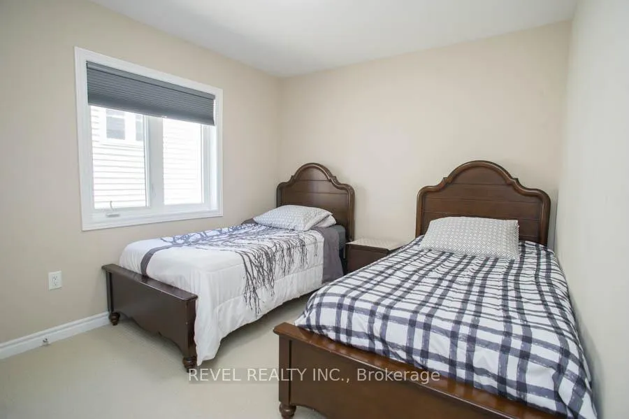 Photo 27 of 28 Vic Chambers Place, Brant, Paris — HOMEH