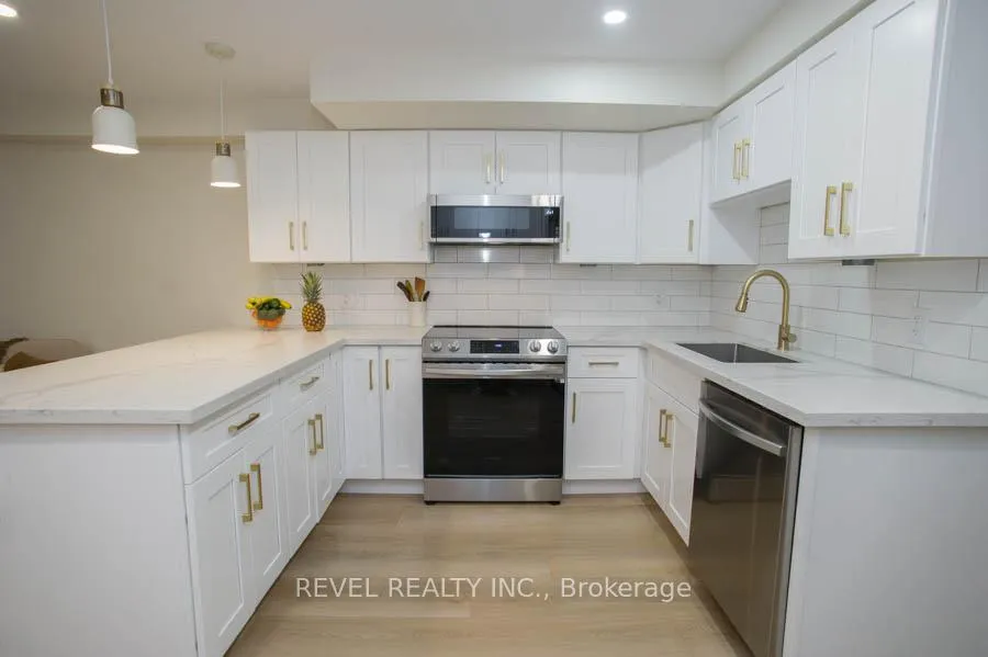 Photo 35 of 28 Vic Chambers Place, Brant, Paris — HOMEH