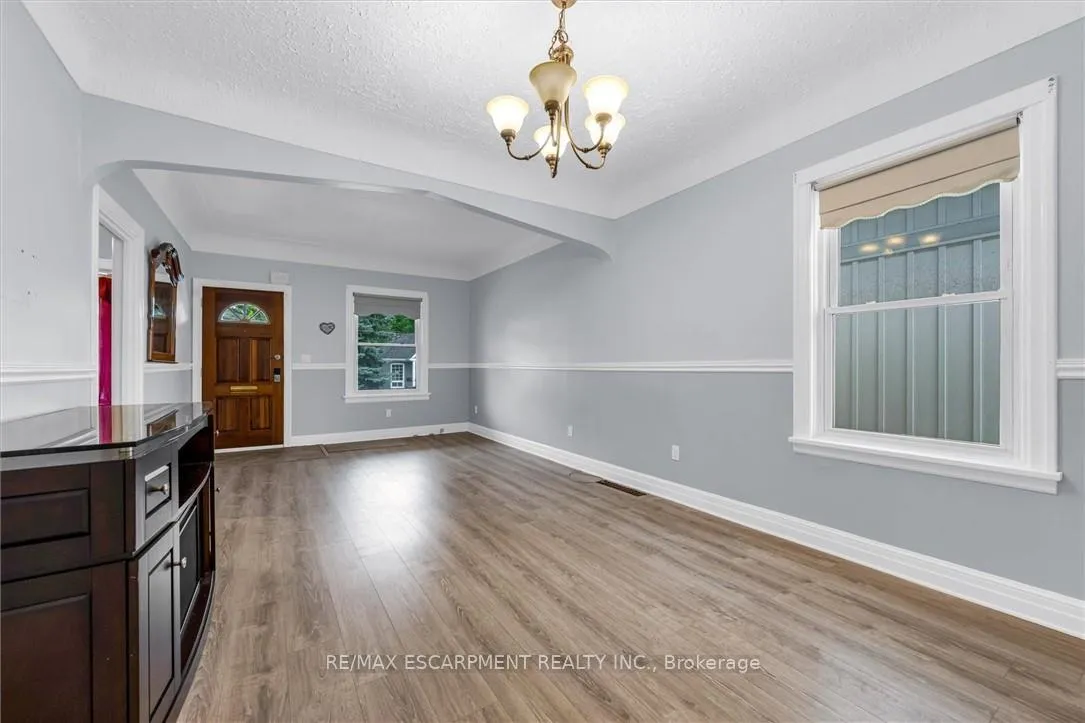 Photo 6 of 70 Norman Street, Hamilton, Crown Point — HOMEH