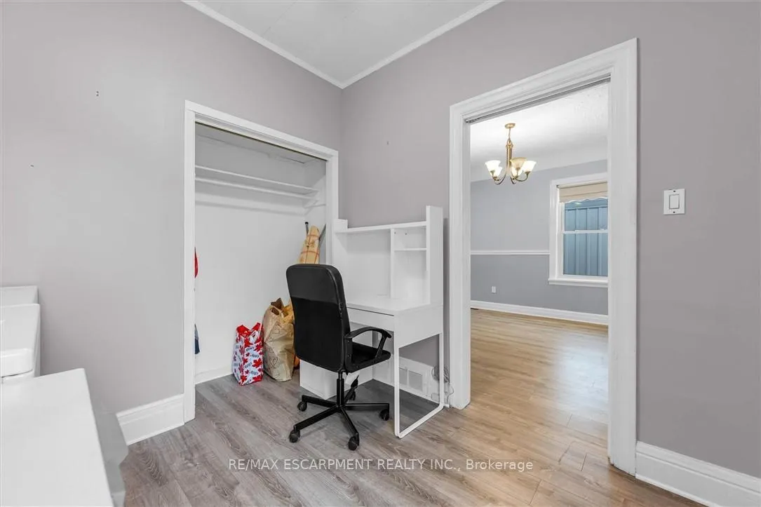 Photo 10 of 70 Norman Street, Hamilton, Crown Point — HOMEH