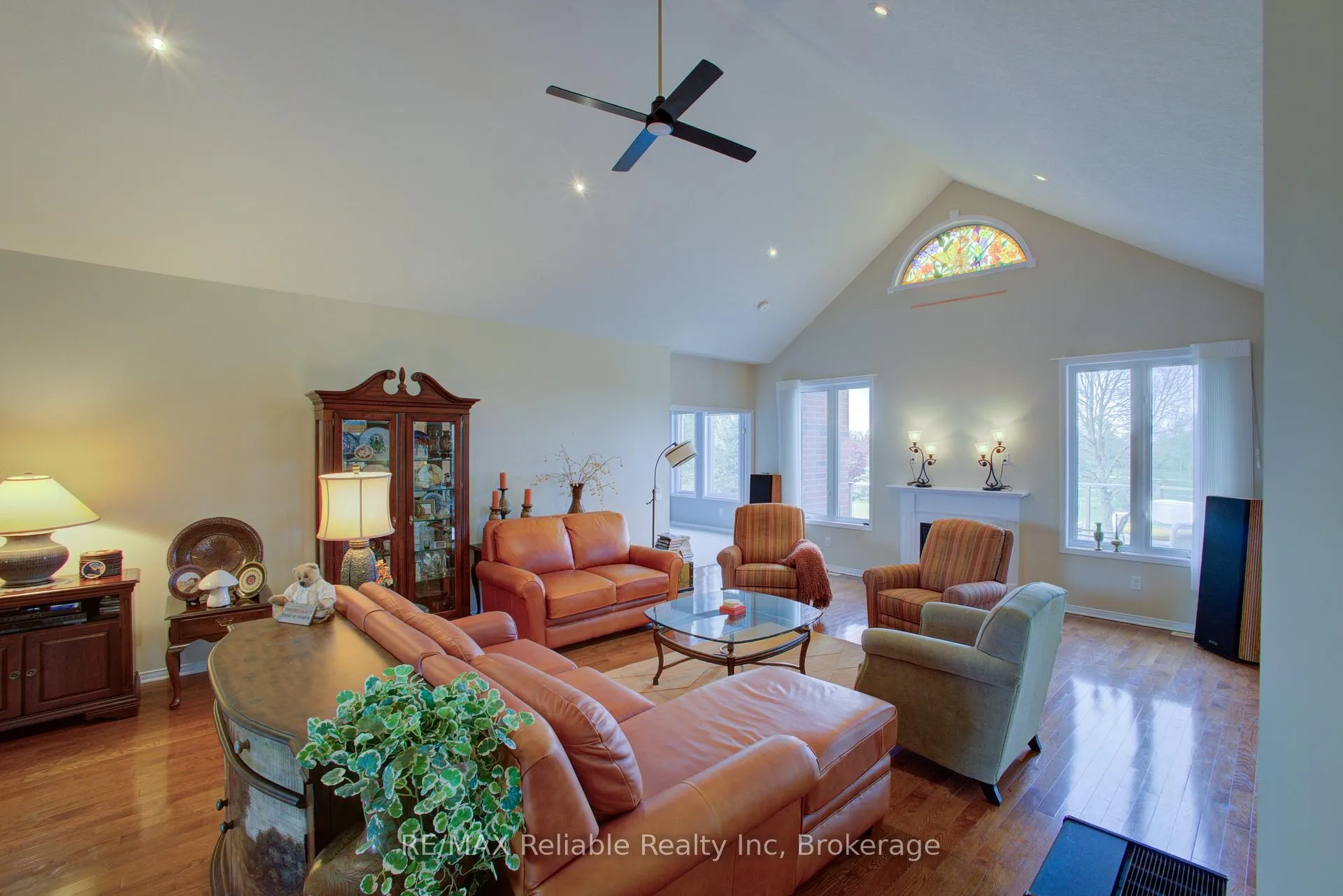 Photo 5 of 16 Stornoway Crescent, Huron East, Seaforth — HOMEH