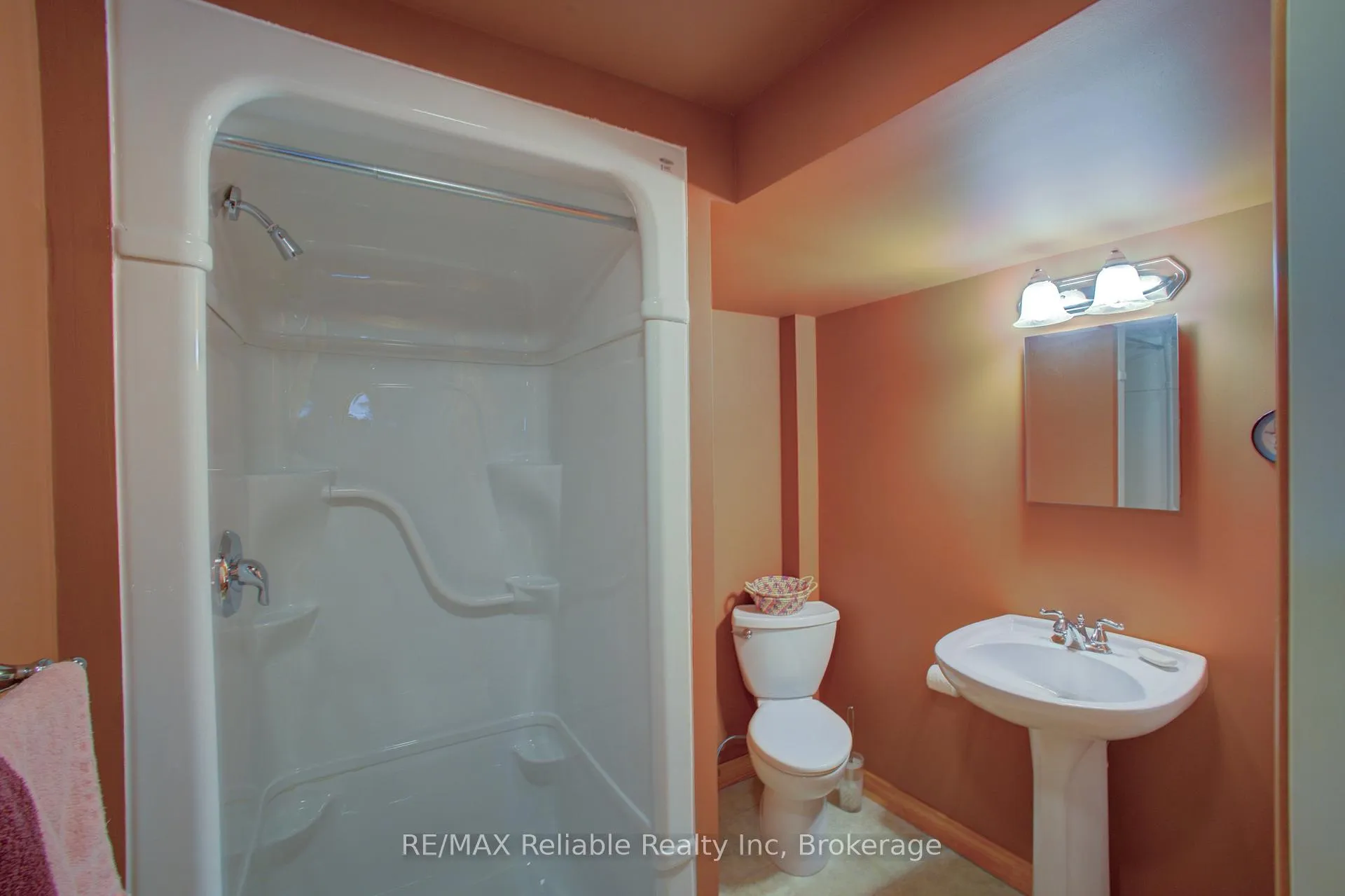 Photo 28 of 16 Stornoway Crescent, Huron East, Seaforth — HOMEH