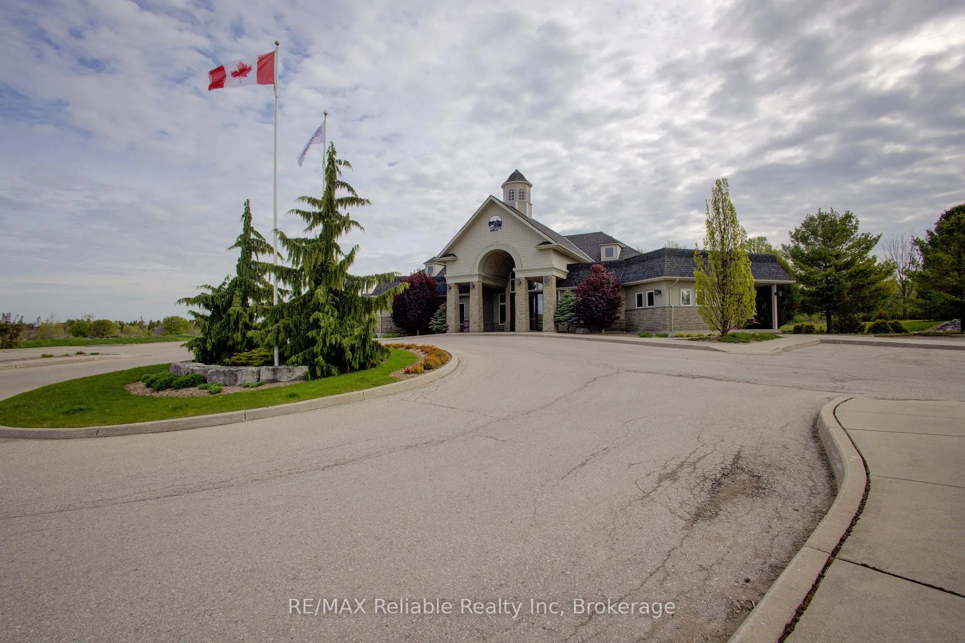 Photo 36 of 16 Stornoway Crescent, Huron East, Seaforth — HOMEH