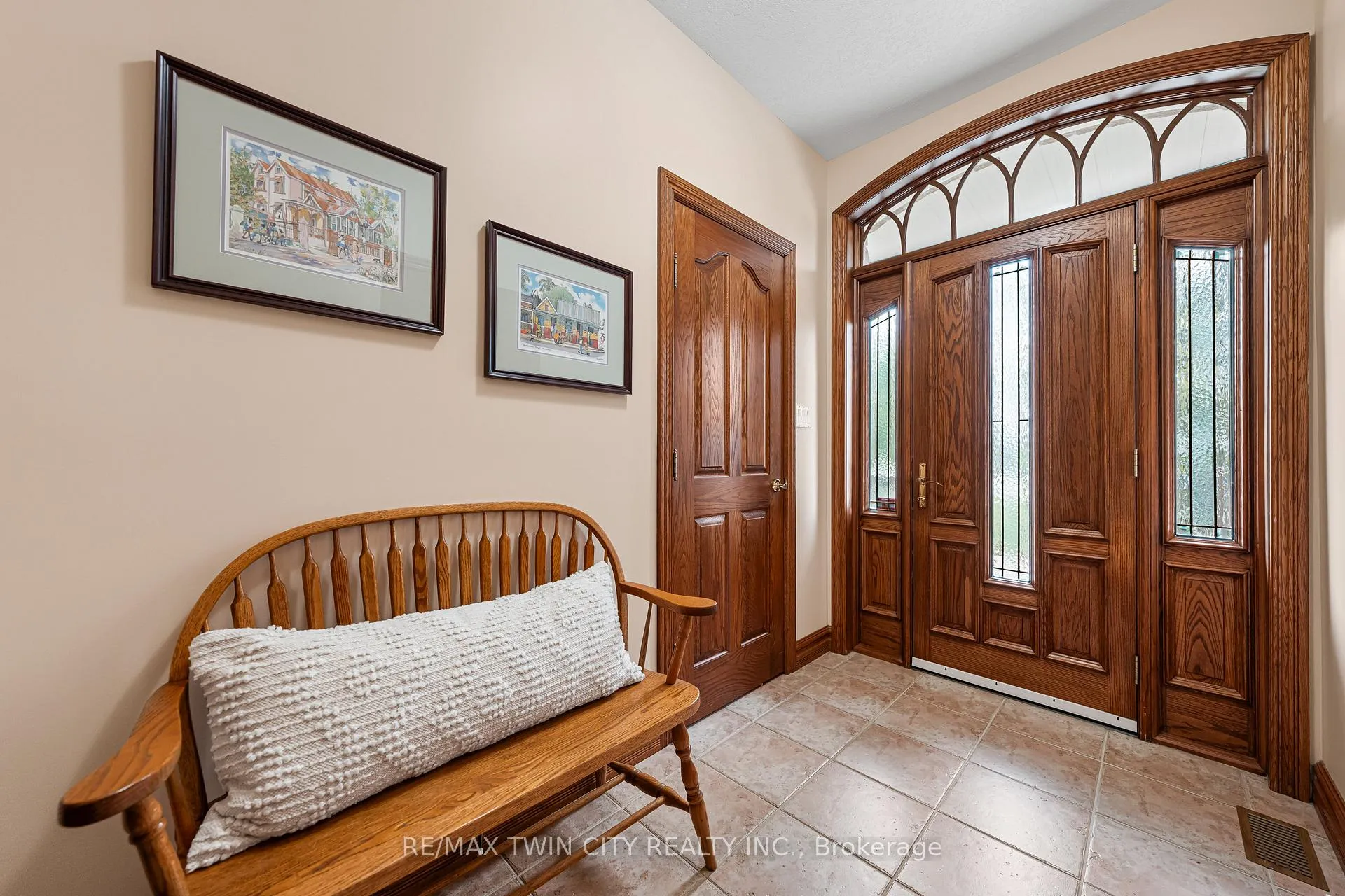 Photo 20 of 375 River Oak Place, Waterloo — HOMEH
