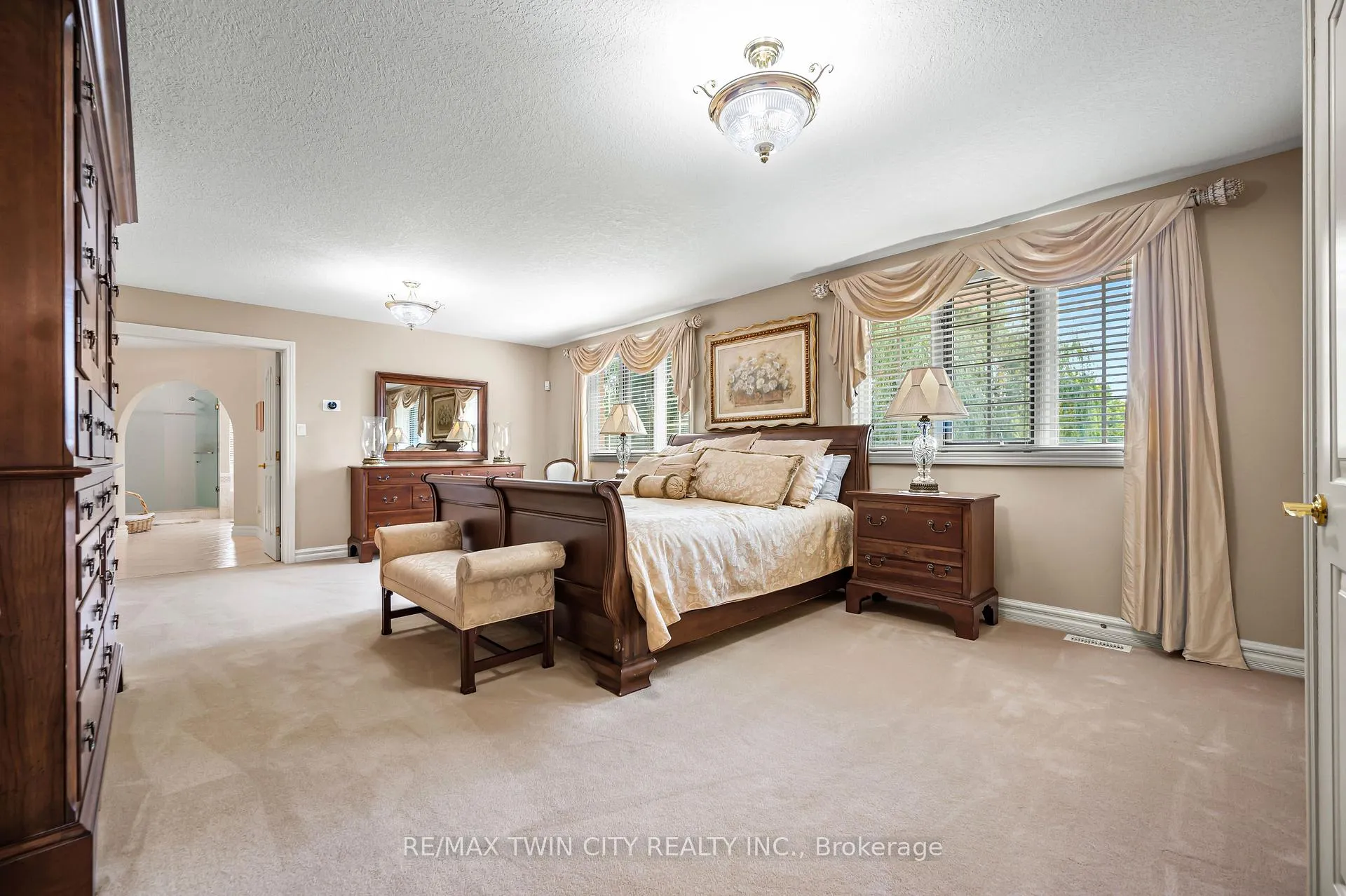 Photo 22 of 375 River Oak Place, Waterloo — HOMEH