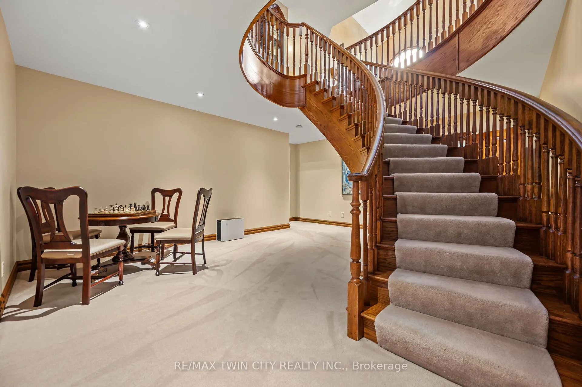 Photo 34 of 375 River Oak Place, Waterloo — HOMEH