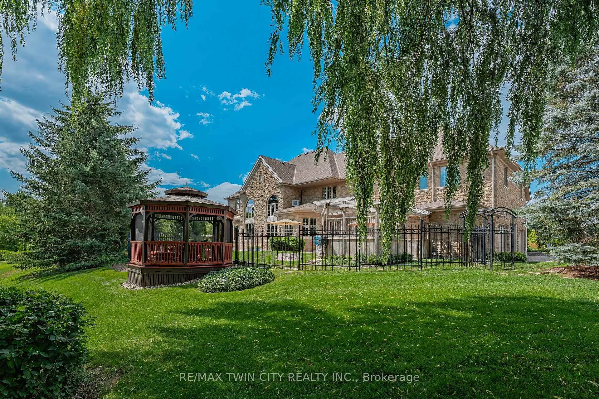 Photo 46 of 375 River Oak Place, Waterloo — HOMEH