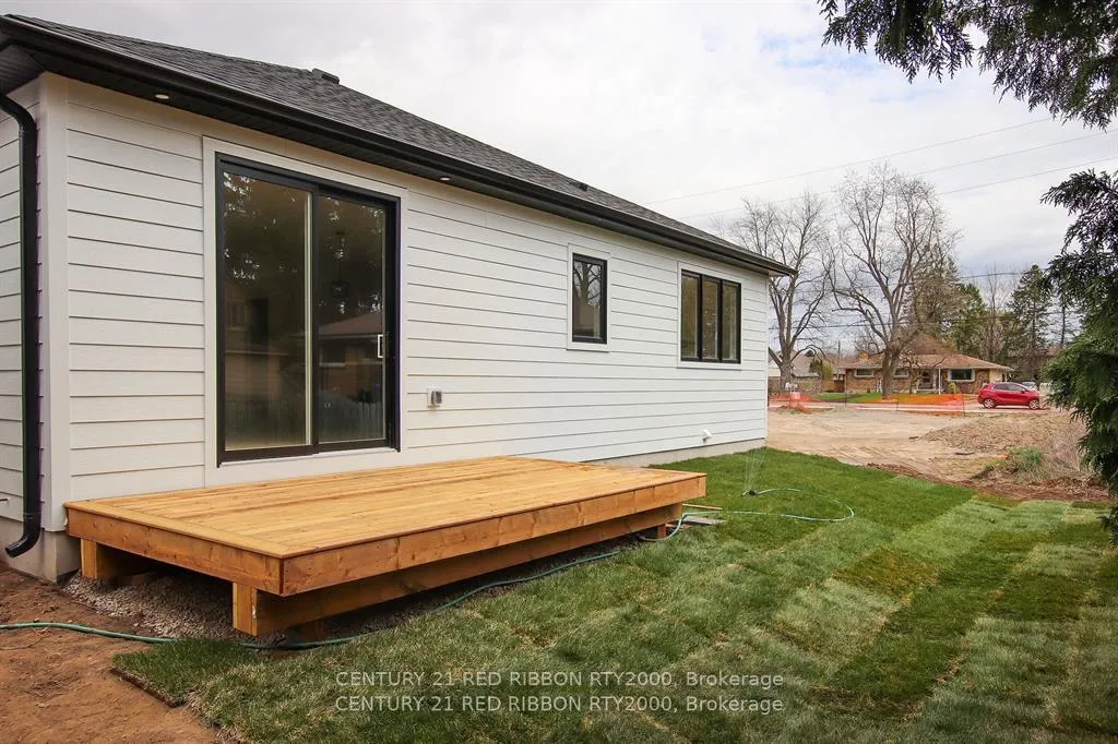 Photo 4 of Unit 20, 430 Head Street N, Strathroy-Caradoc, NE — HOMEH