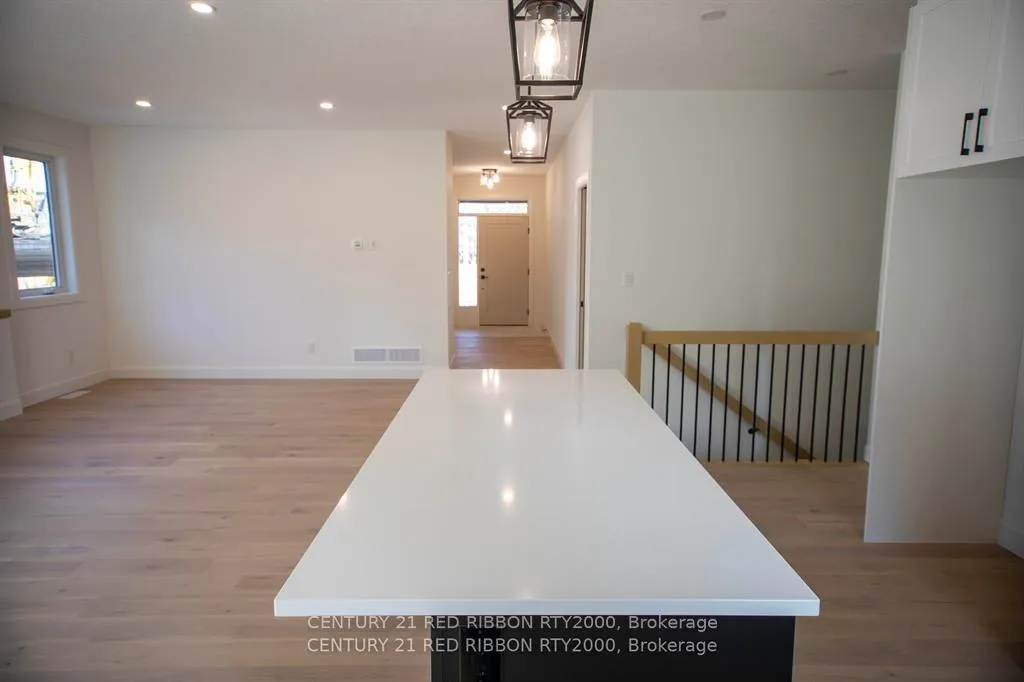 Photo 13 of Unit 20, 430 Head Street N, Strathroy-Caradoc, NE — HOMEH