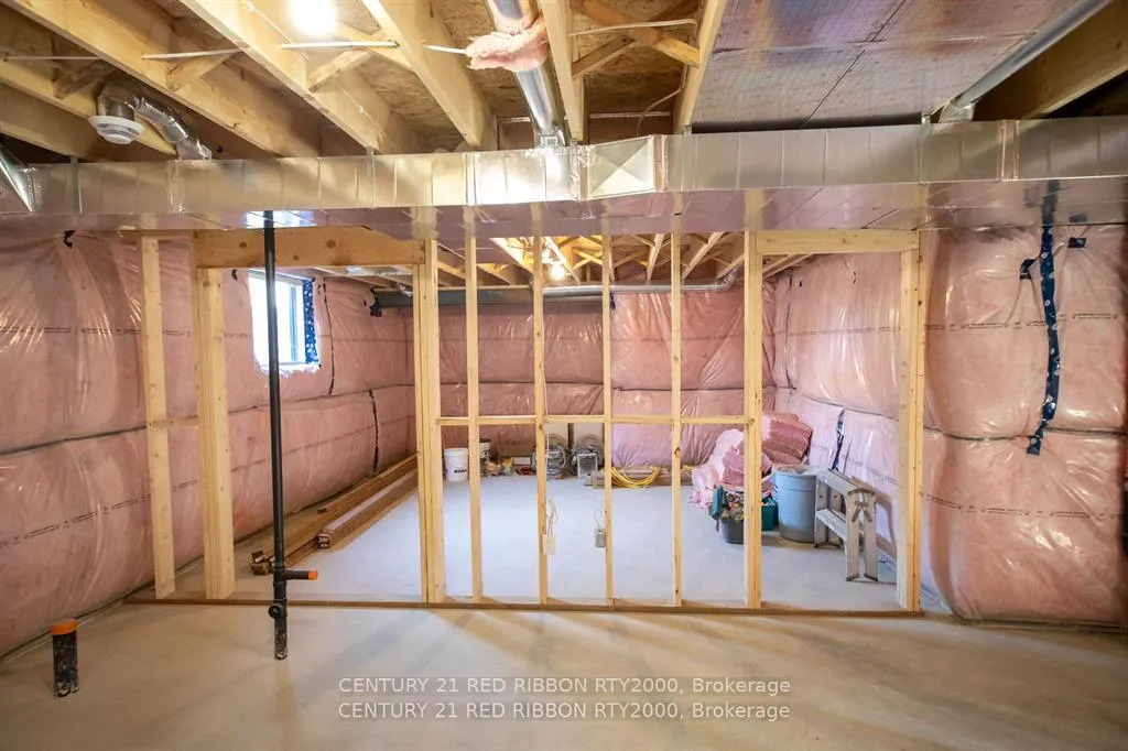 Photo 34 of Unit 20, 430 Head Street N, Strathroy-Caradoc, NE — HOMEH