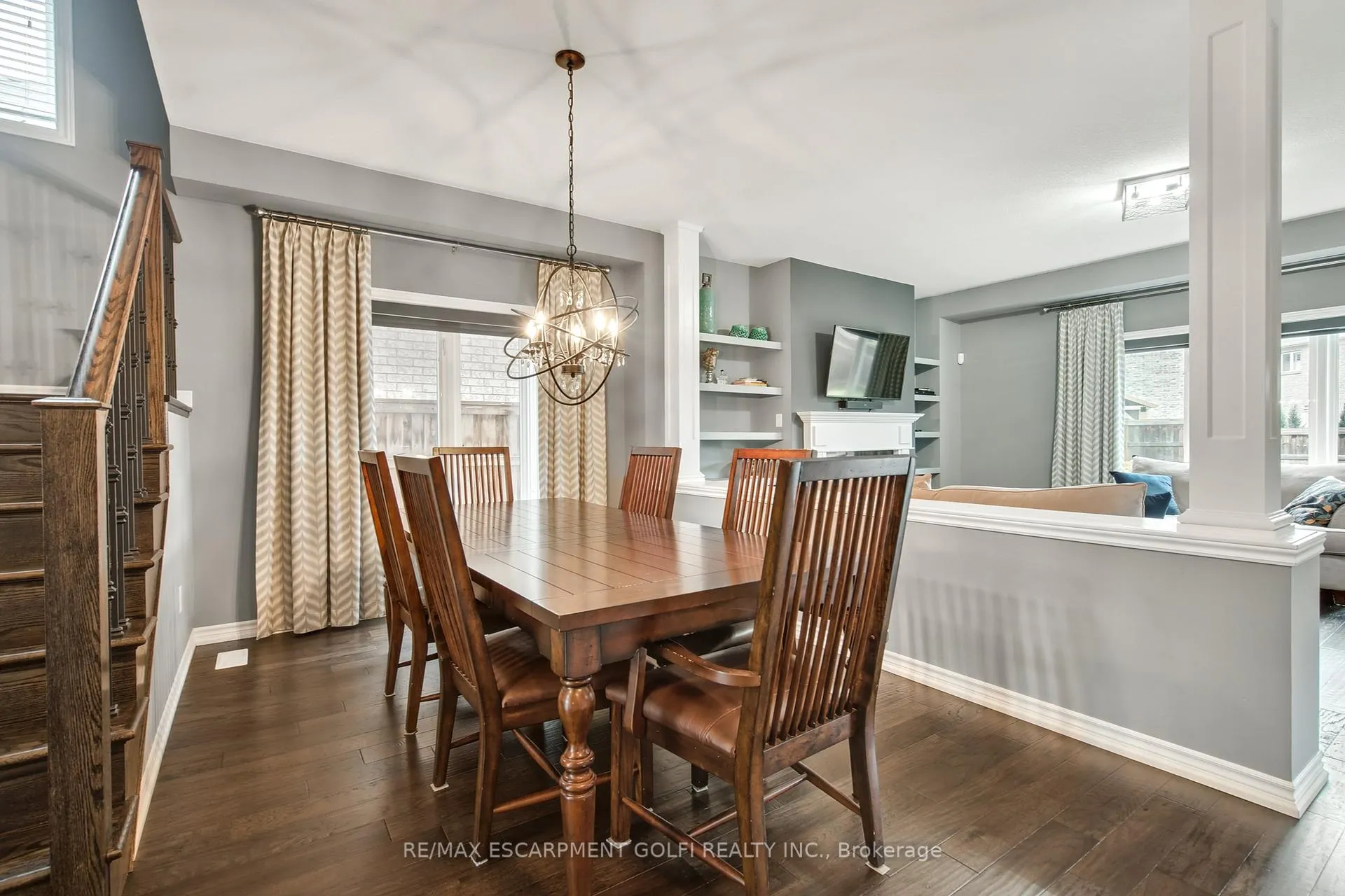 Photo 8 of 132 Lampman Drive, Grimsby, Grimsby West — HOMEH